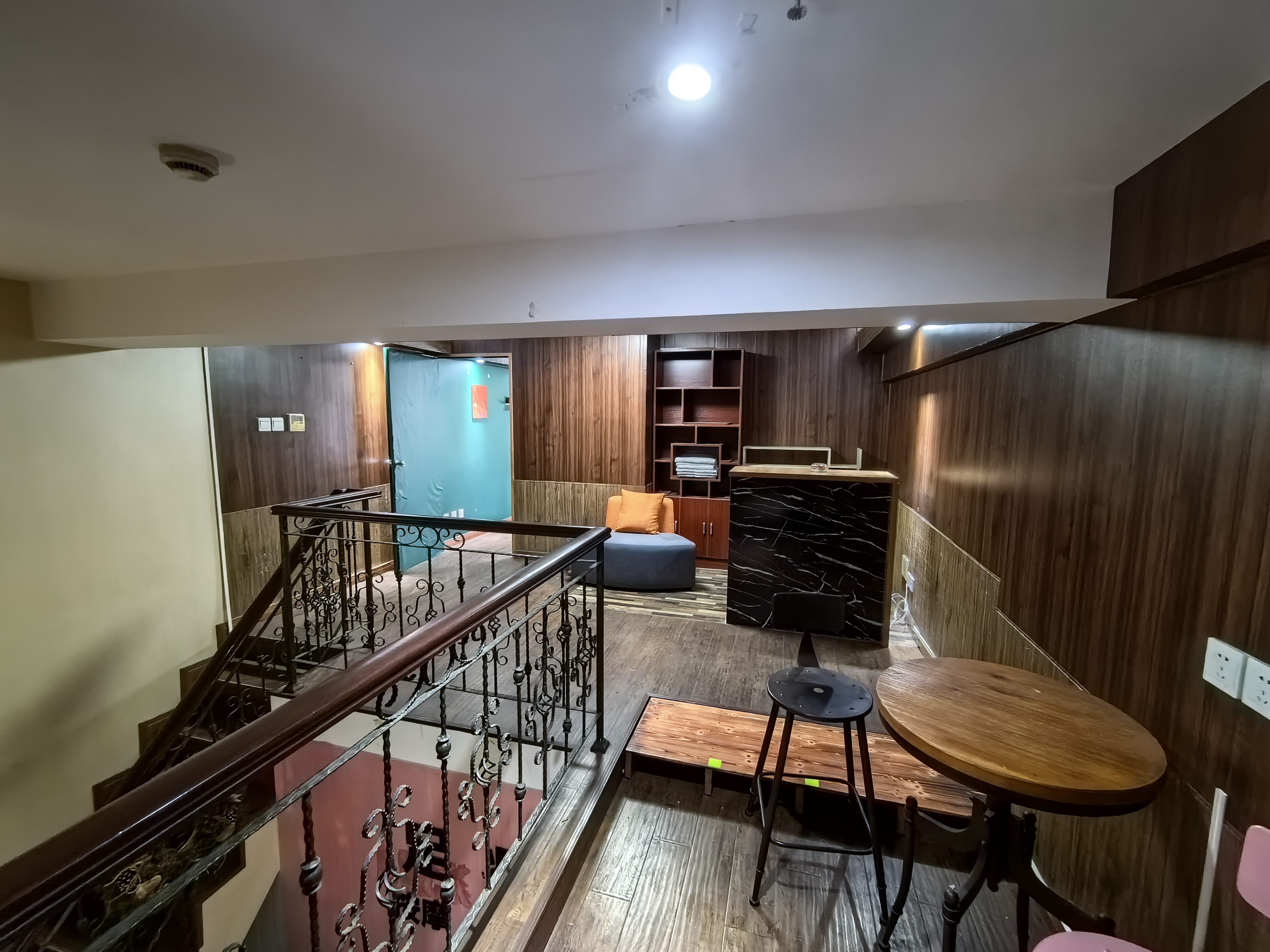 长寿路圣天地商务楼72平米写字楼出租