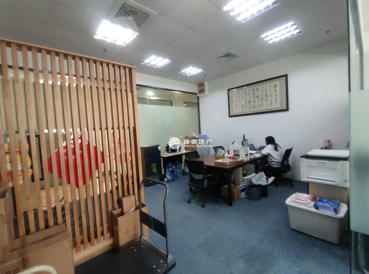 漕河泾漕河泾桂平园113平米写字楼出租