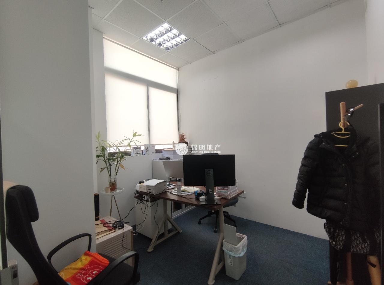 漕河泾漕河泾桂平园113平米写字楼出租