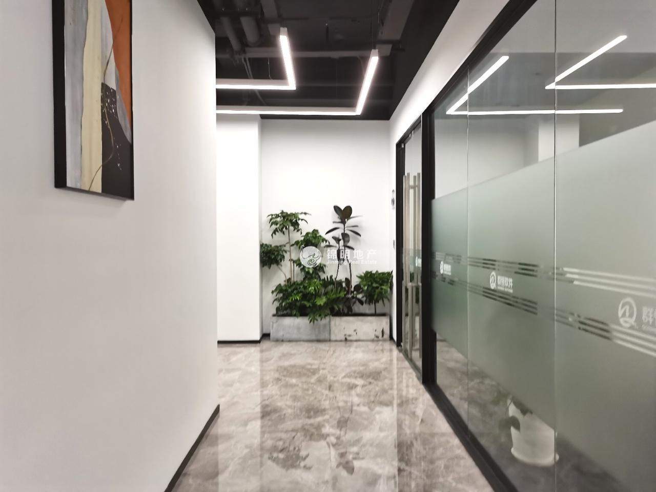 漕河泾漕河泾钦江园159平米写字楼出租