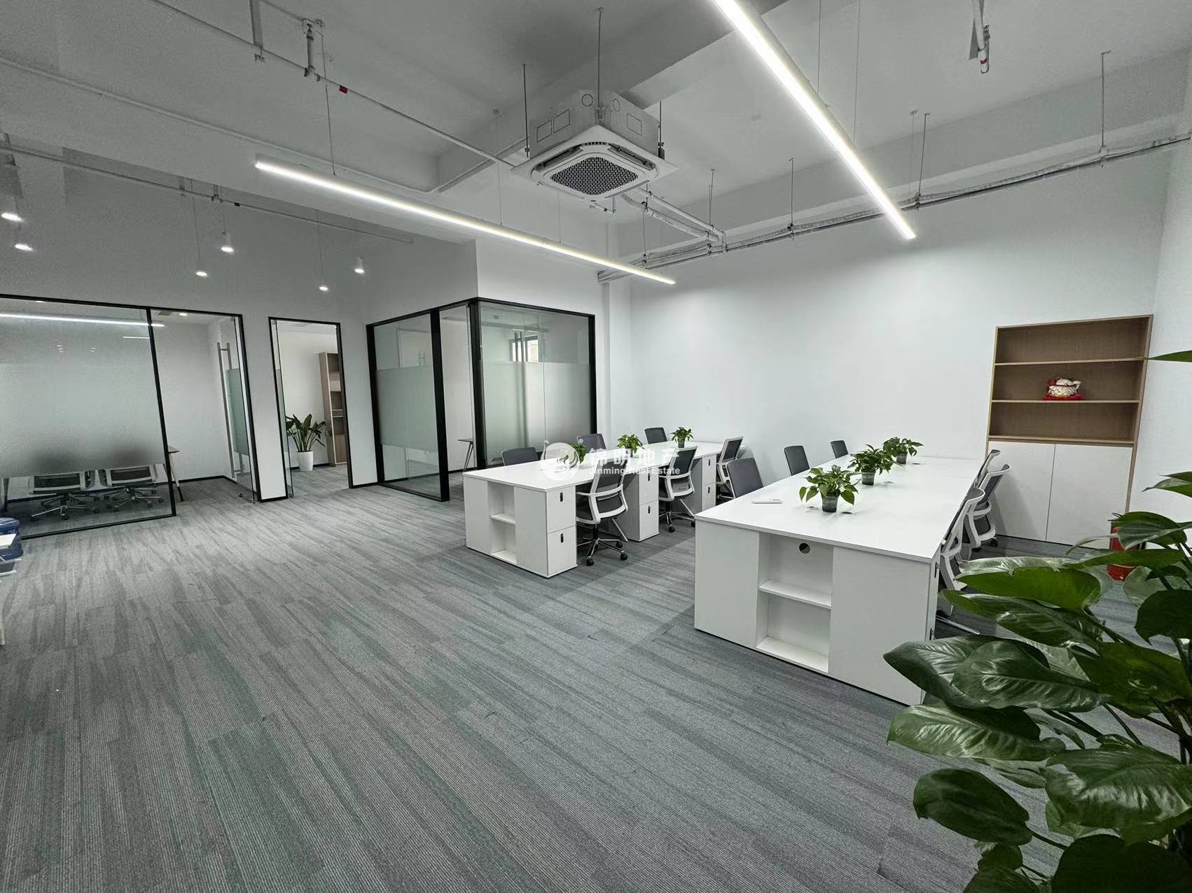 漕河泾漕河泾钦江园159平米写字楼出租