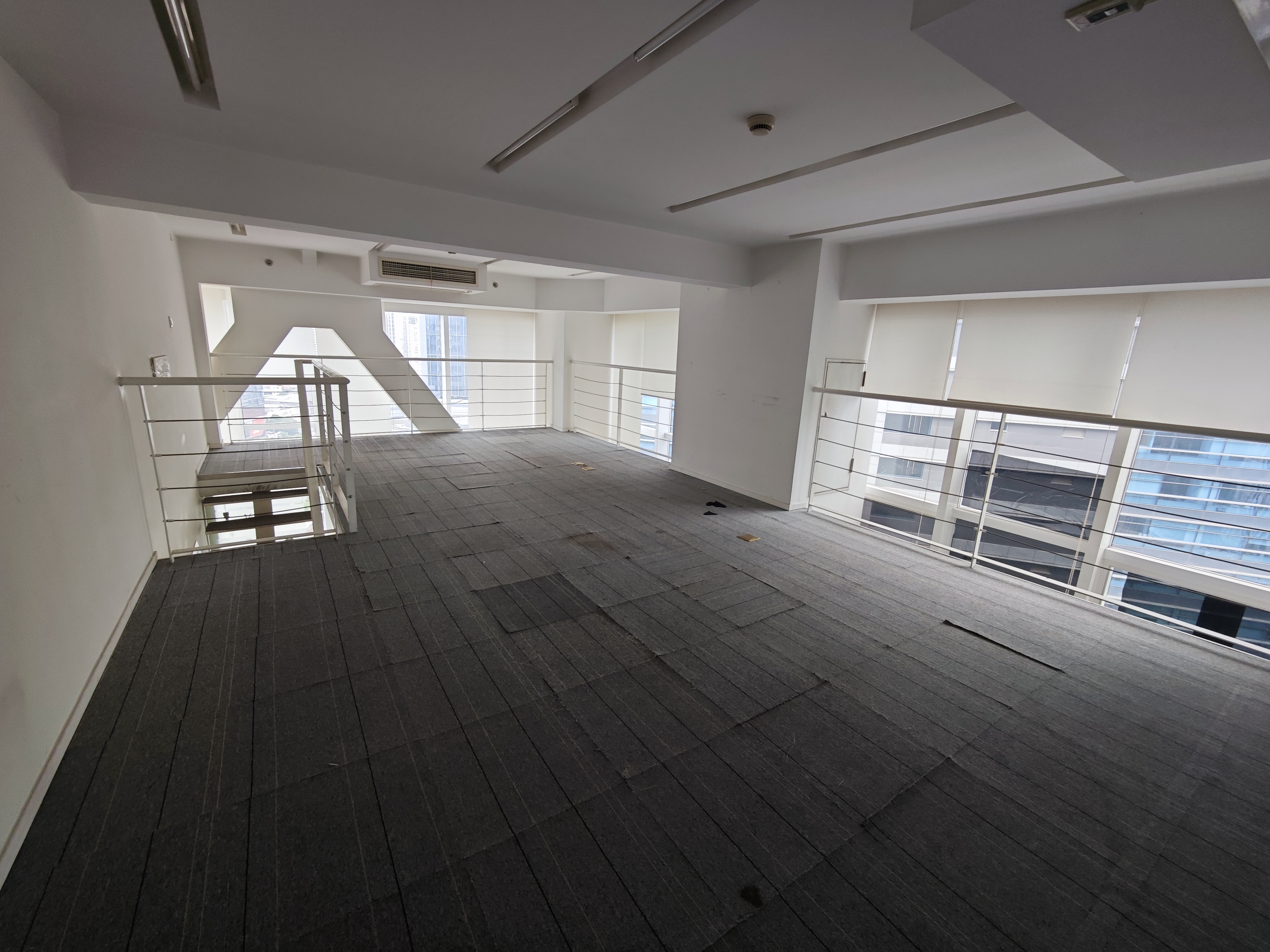 四川北路海泰时代大厦82平米写字楼出租