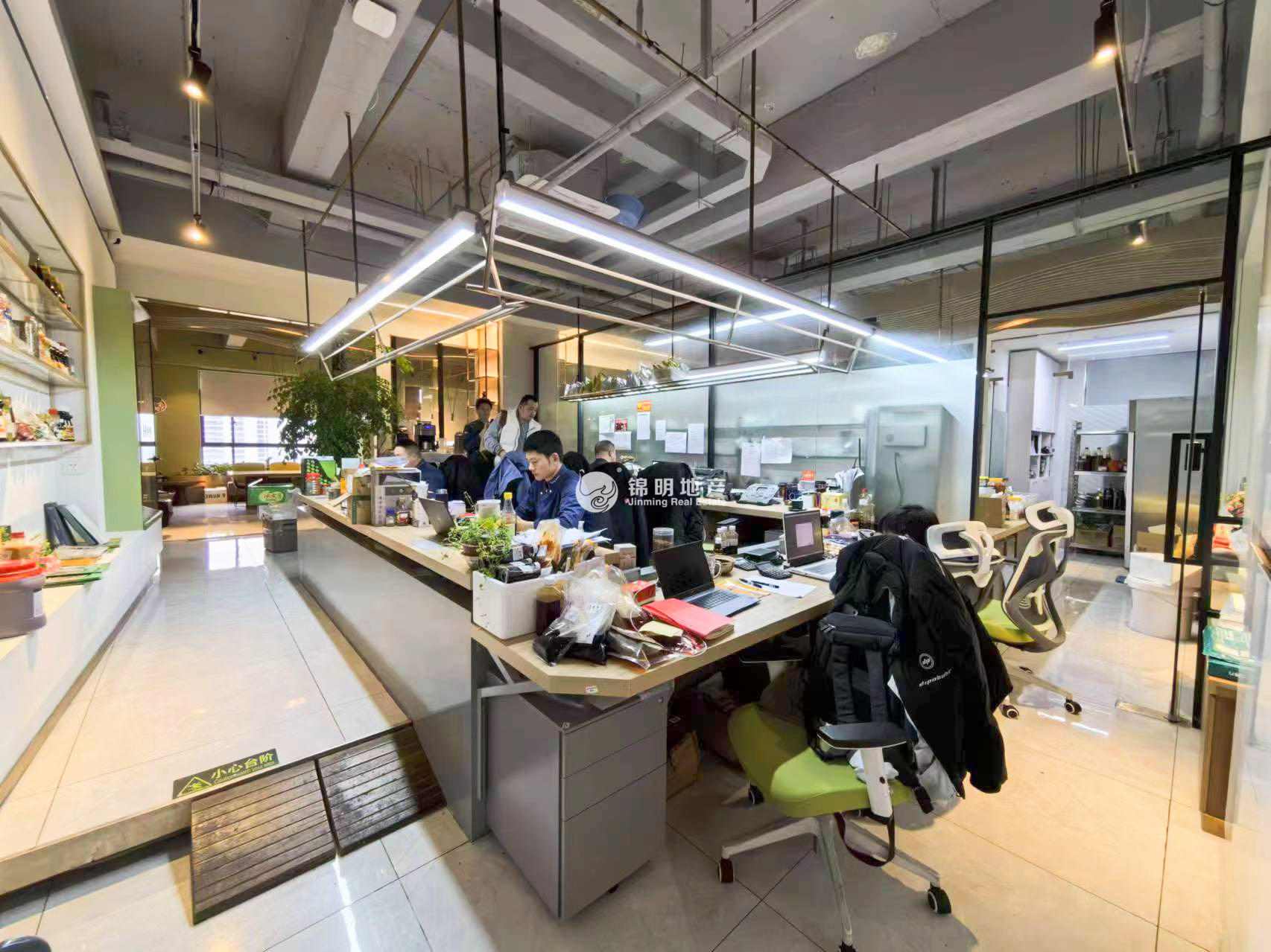 龙柏金虹桥广场503平米写字楼出租