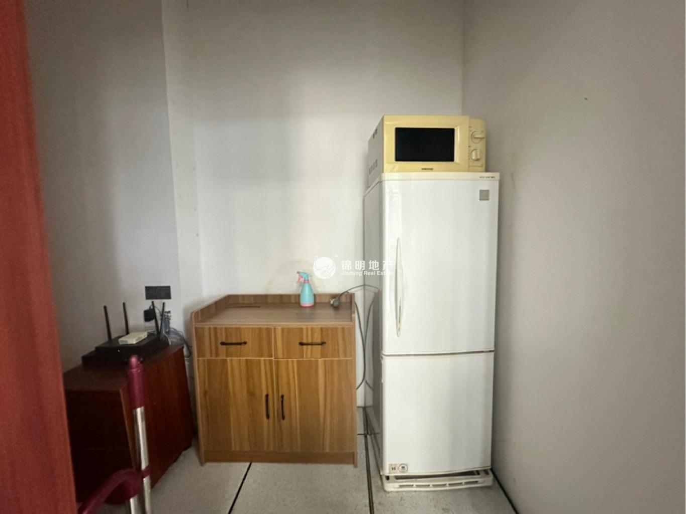 周家嘴路北美广场126平米写字楼出租