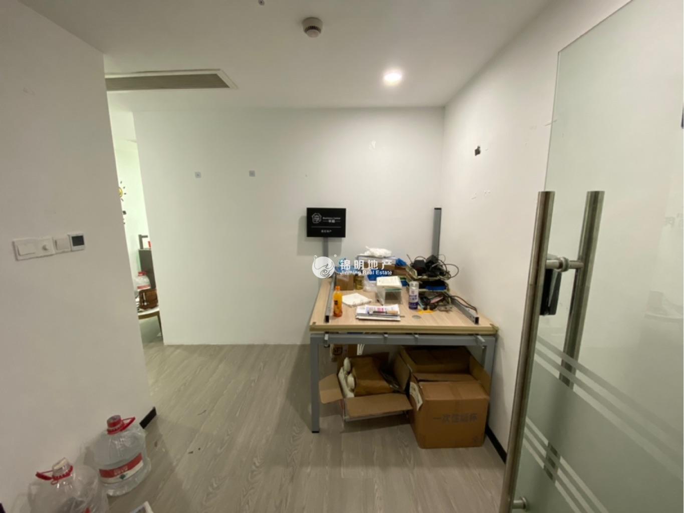 静安寺环球世界大厦60平米写字楼出租