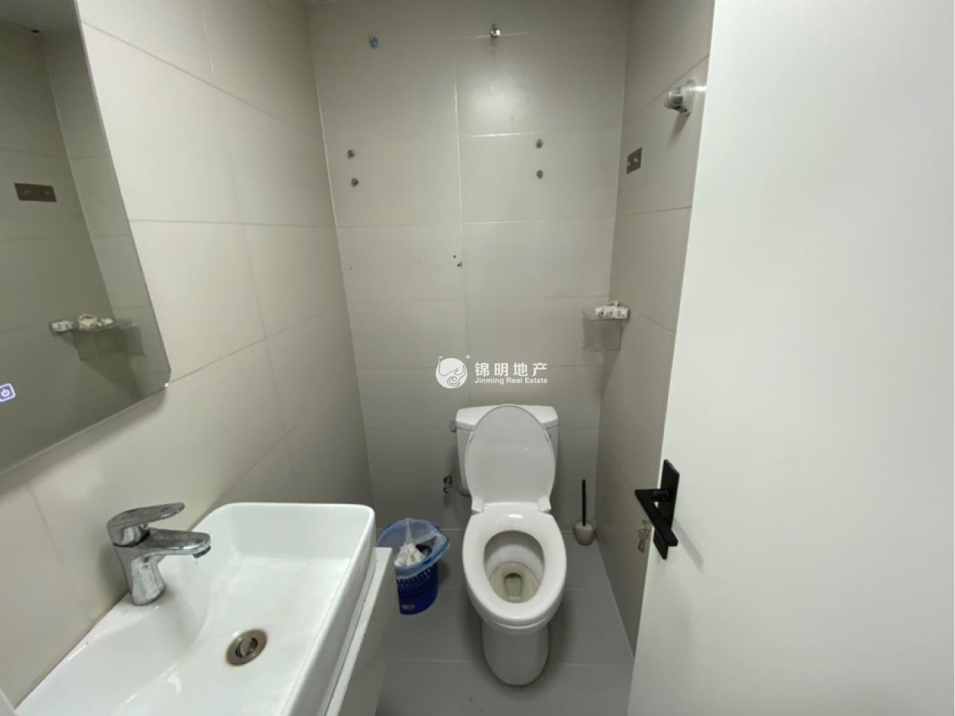 静安寺环球世界大厦60平米写字楼出租