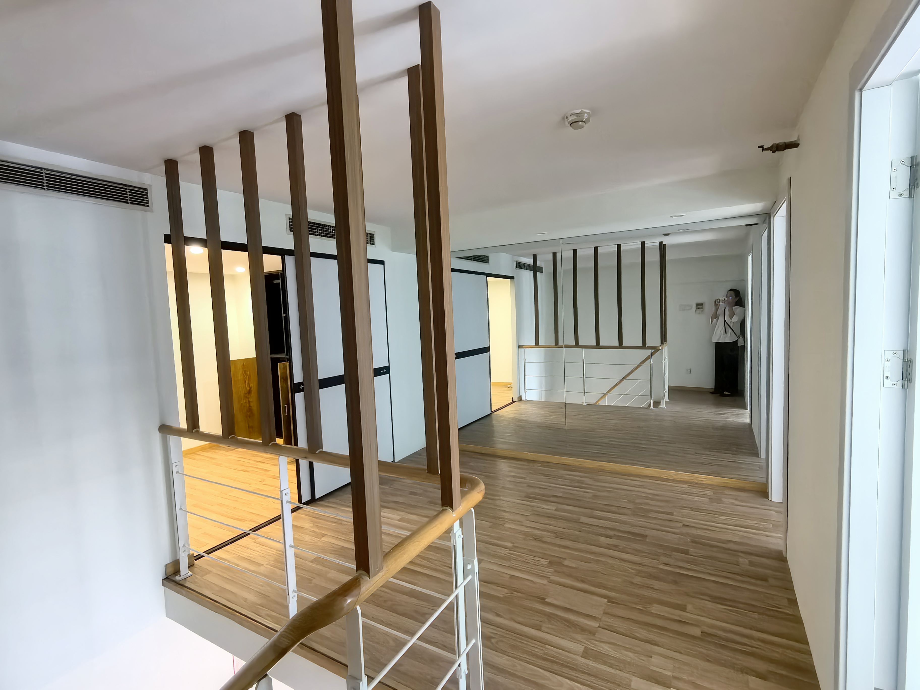 长寿路圣天地商务楼63平米写字楼出租