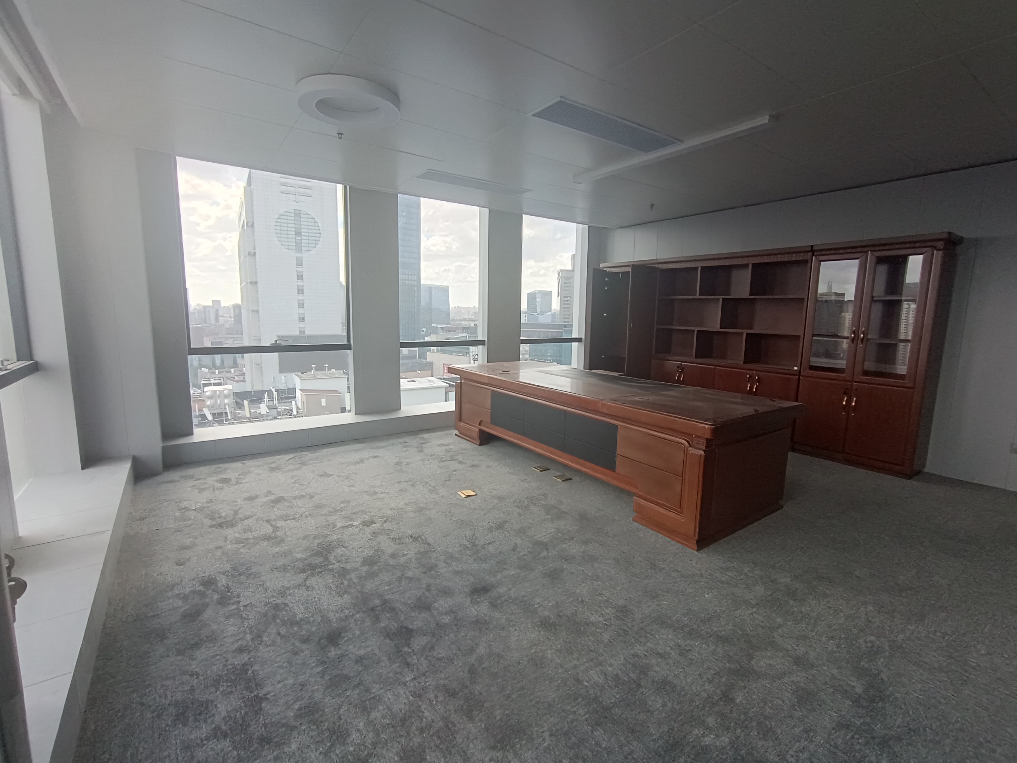 五角场绿地能源大厦193平米写字楼出租