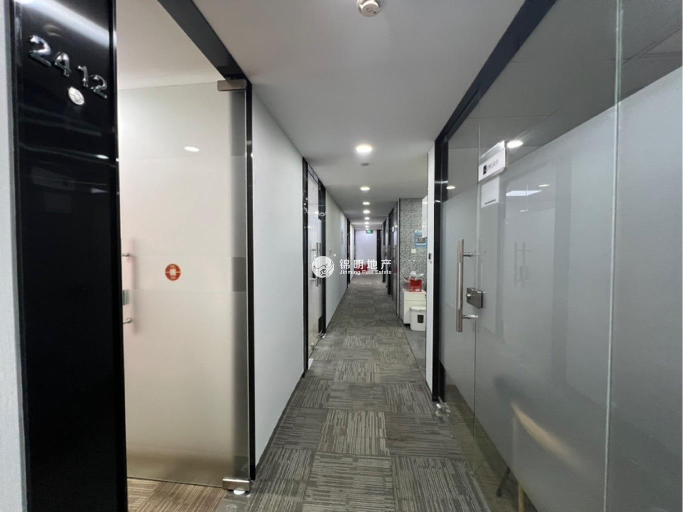 南京西路招商局广场1080平米写字楼出售