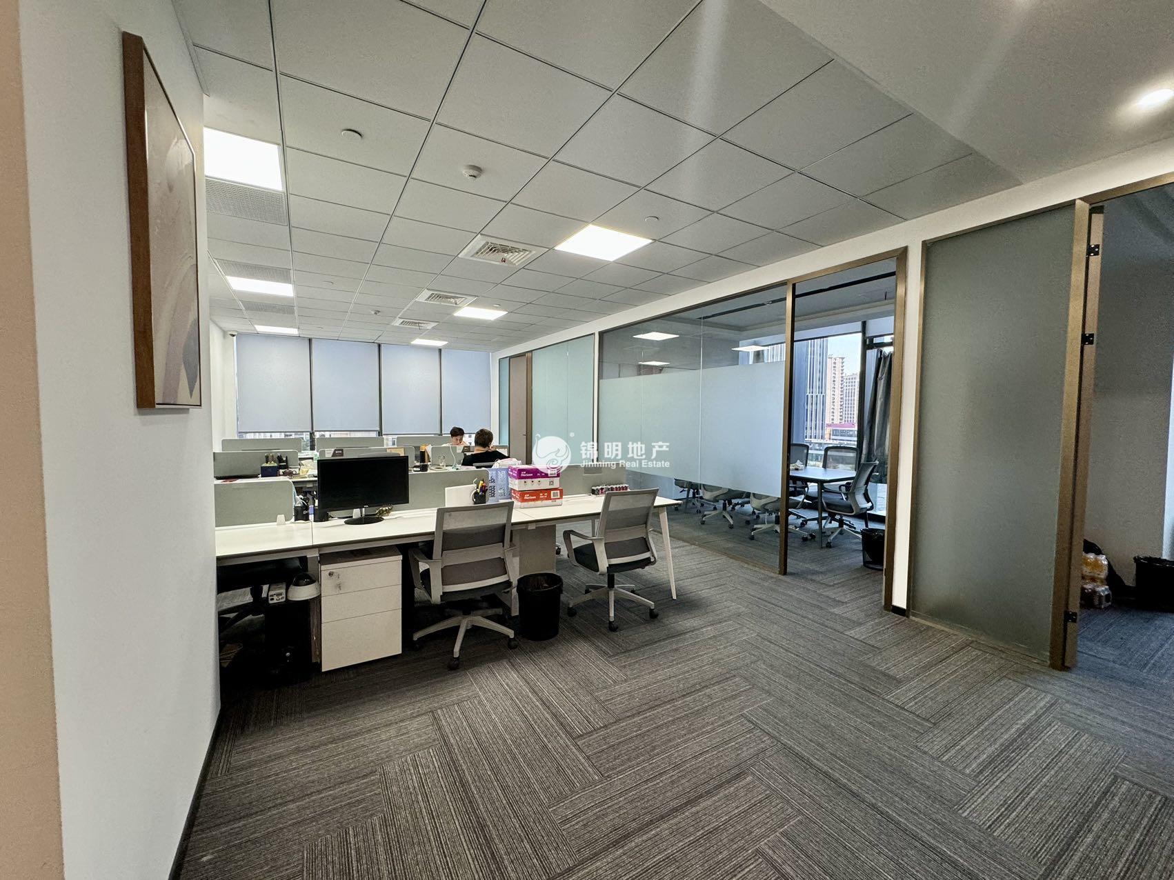 周家嘴路北美广场227平米写字楼出租