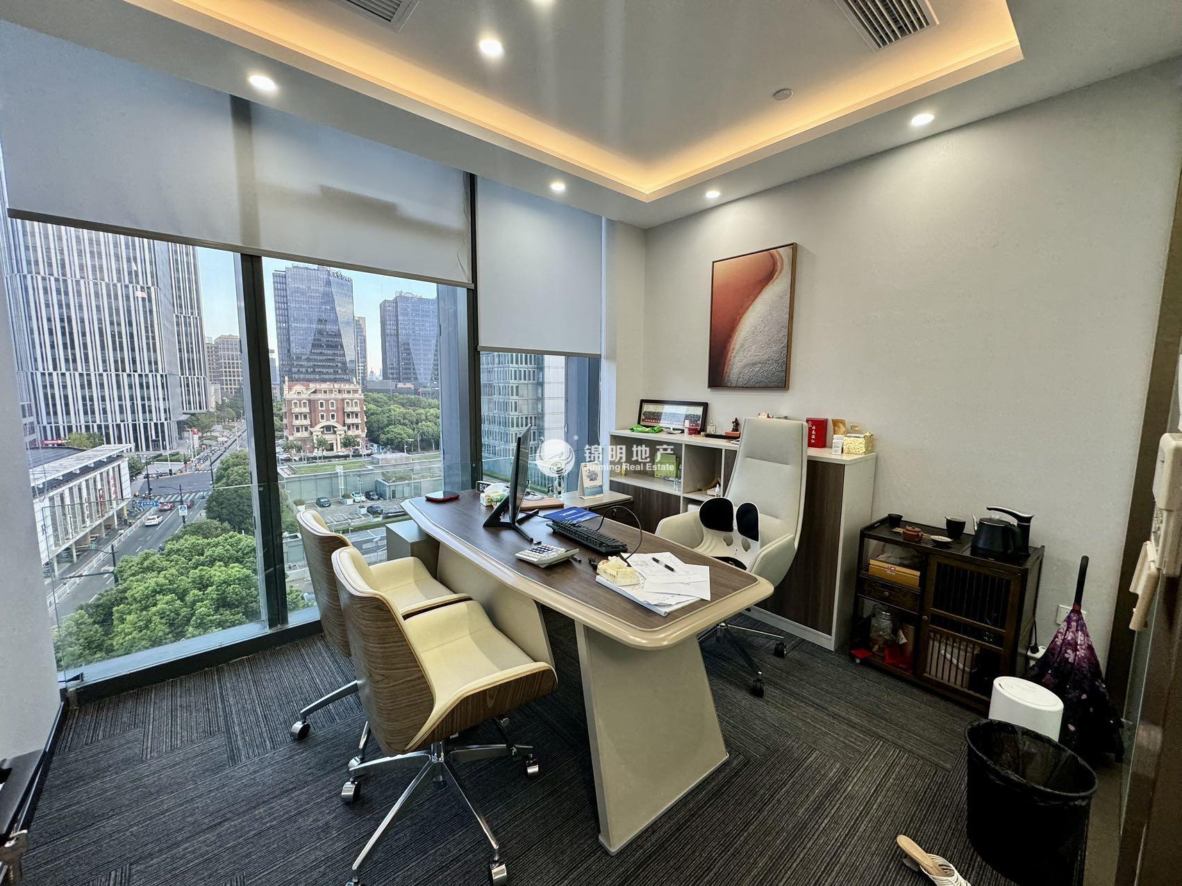 周家嘴路北美广场227平米写字楼出租