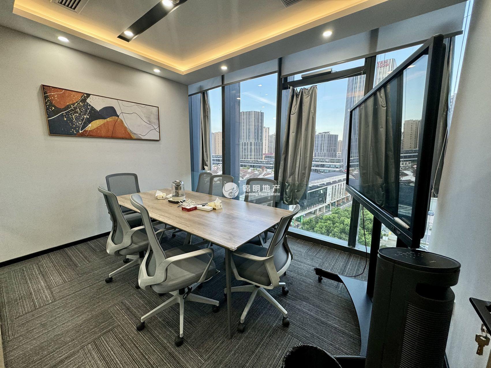 周家嘴路北美广场227平米写字楼出租