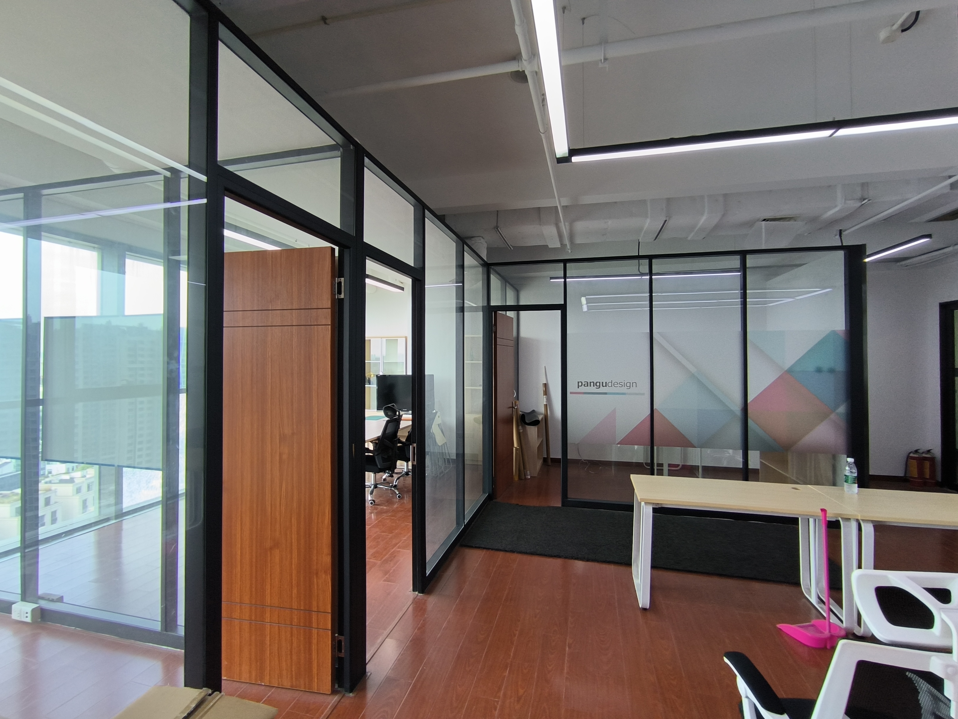 七宝七莘红点城109平米写字楼出租