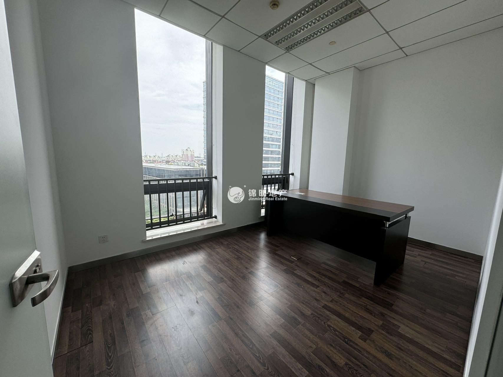 莘庄西子国际中心228平米写字楼出租