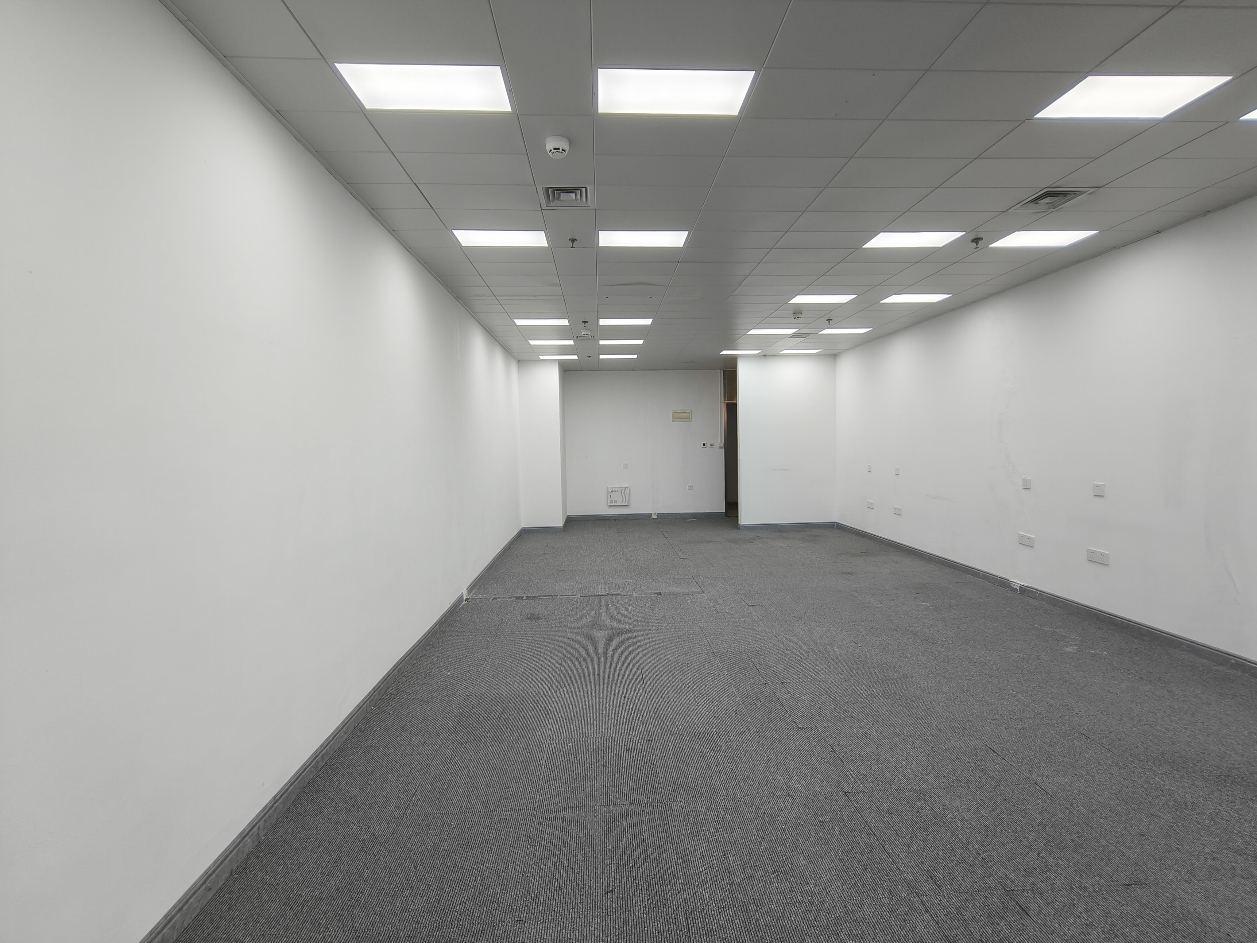 长征绿洲中环中心83平米写字楼出租