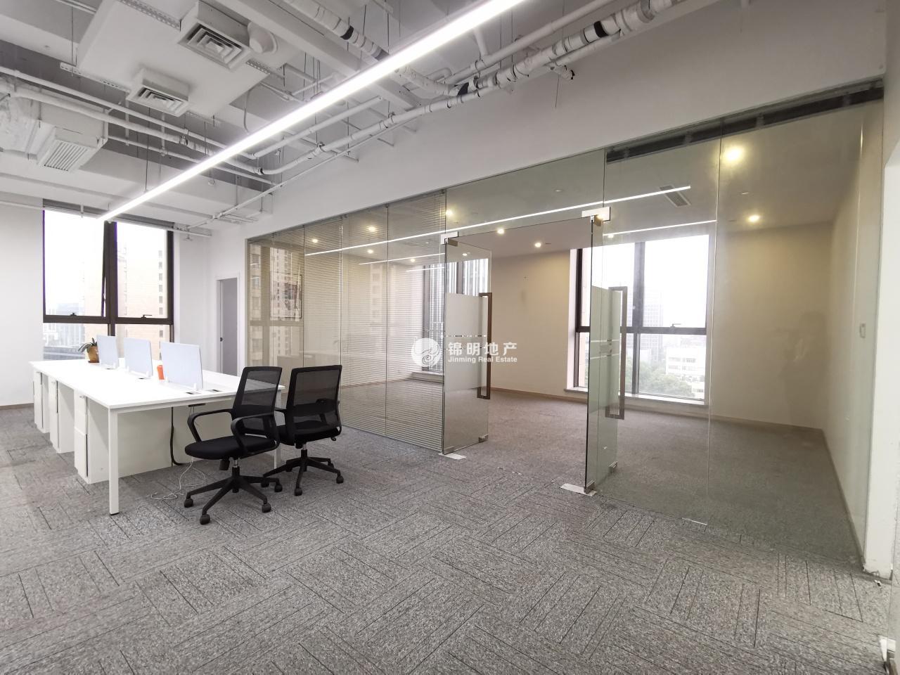 东外滩海鸥科创大厦452平米写字楼出租