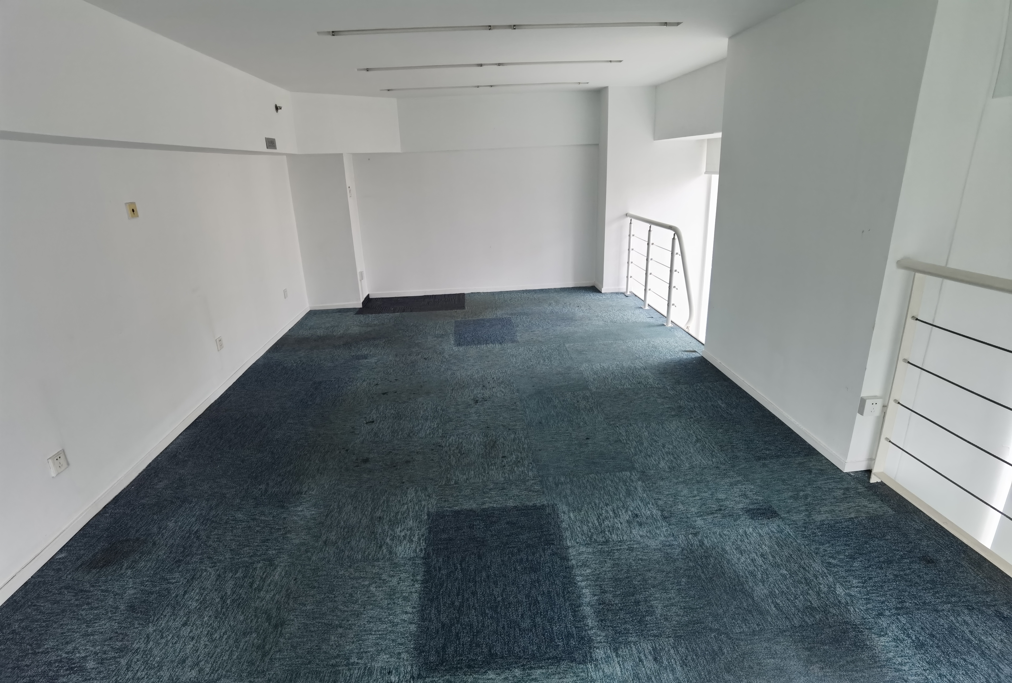 四川北路海泰时代大厦59平米写字楼出租