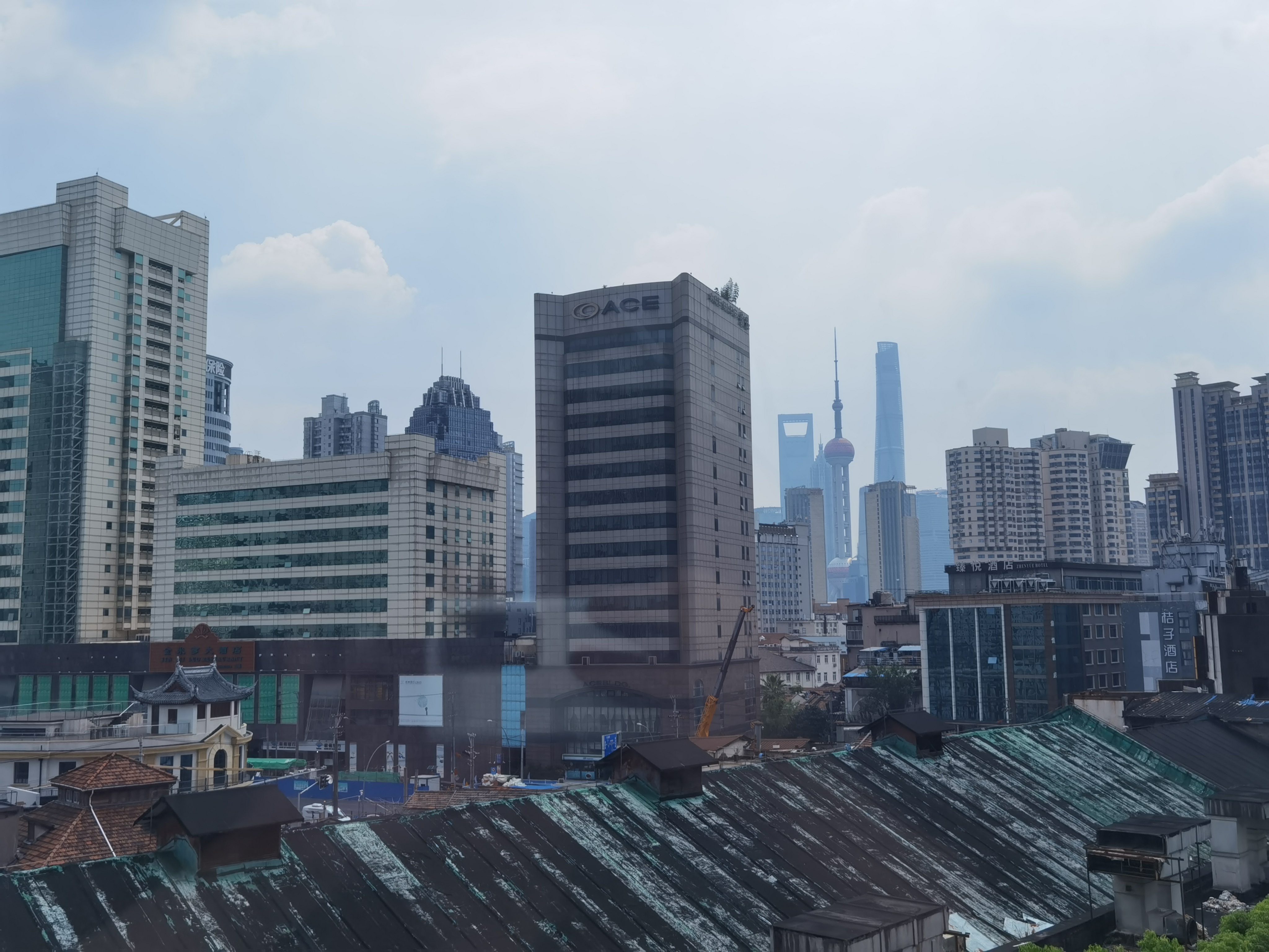 四川北路海泰时代大厦59平米写字楼出租