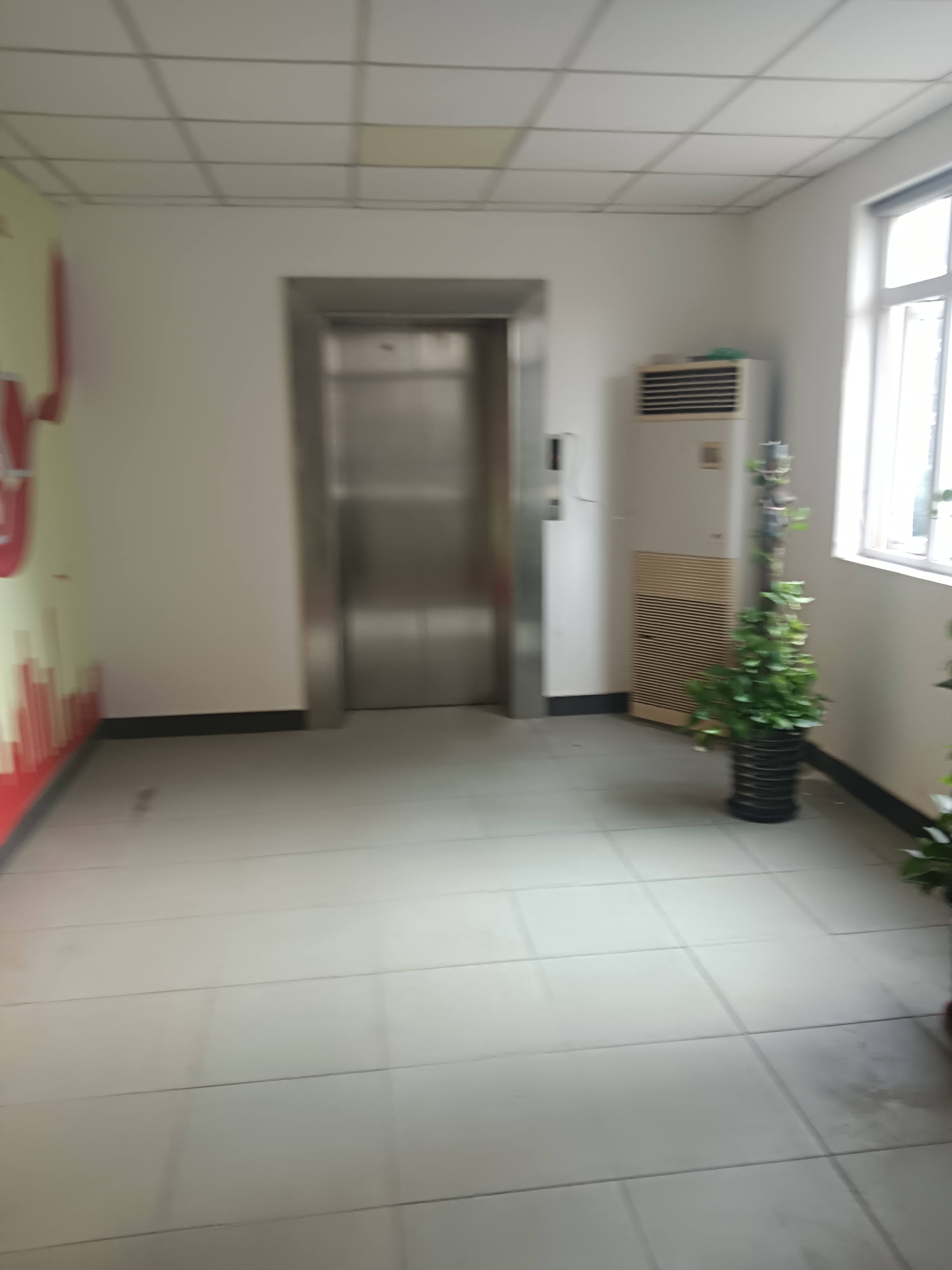 闸北公园锦灏佳园3694平米写字楼出售