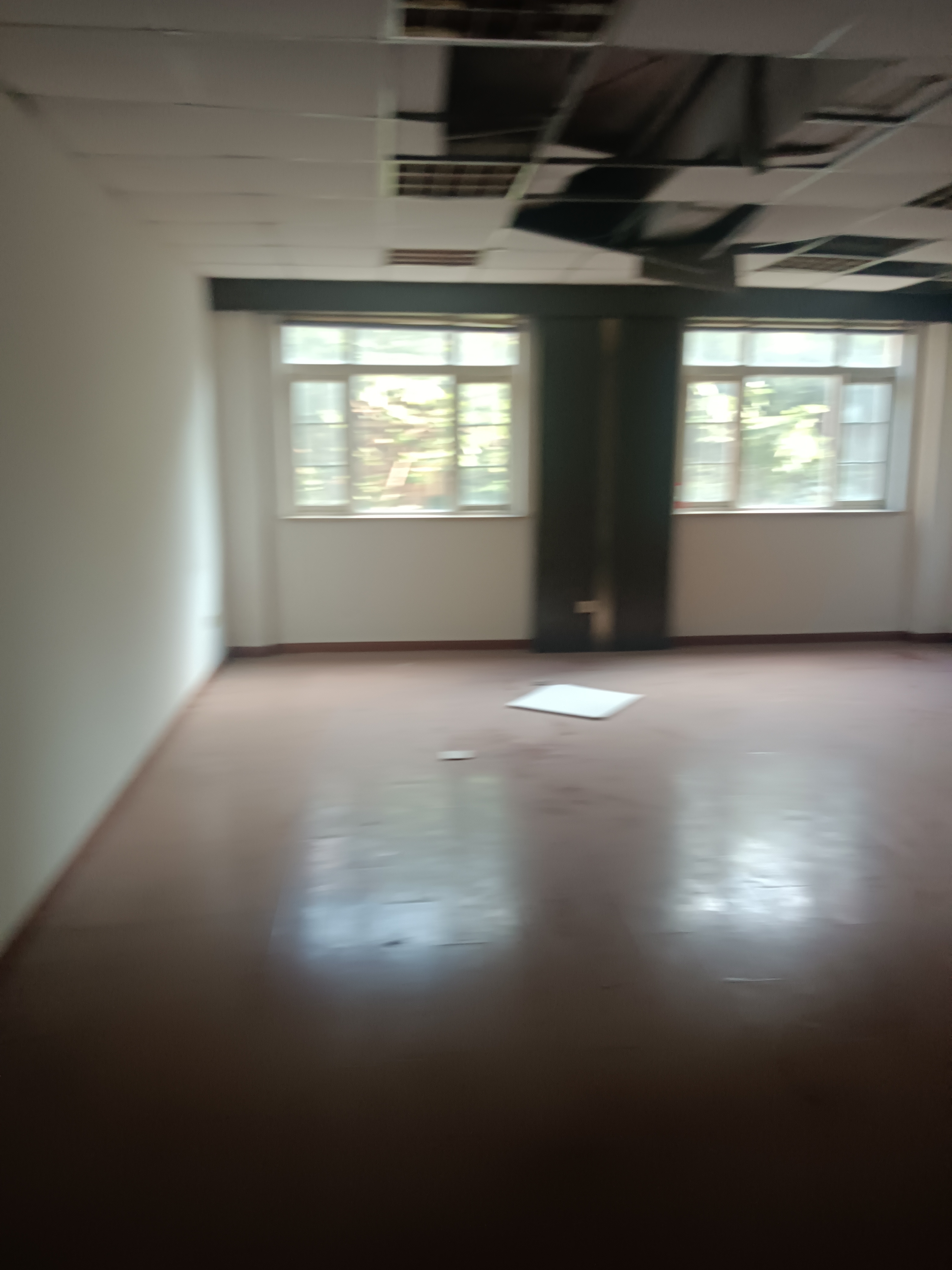 闸北公园锦灏佳园3694平米写字楼出售