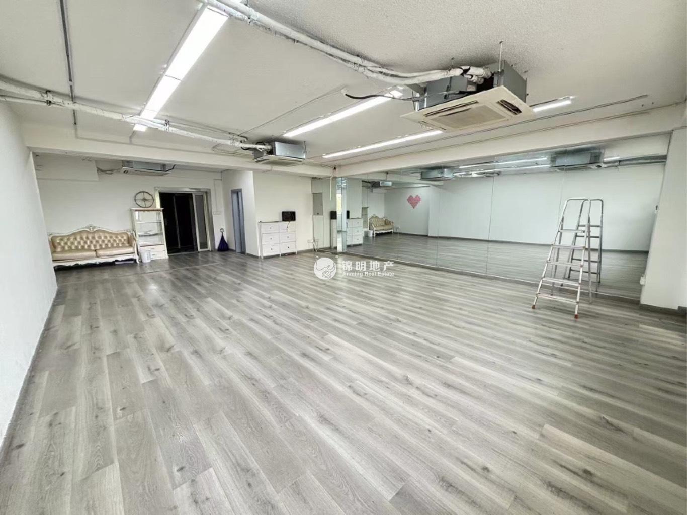 虹桥长宁科技大楼110平米写字楼出租