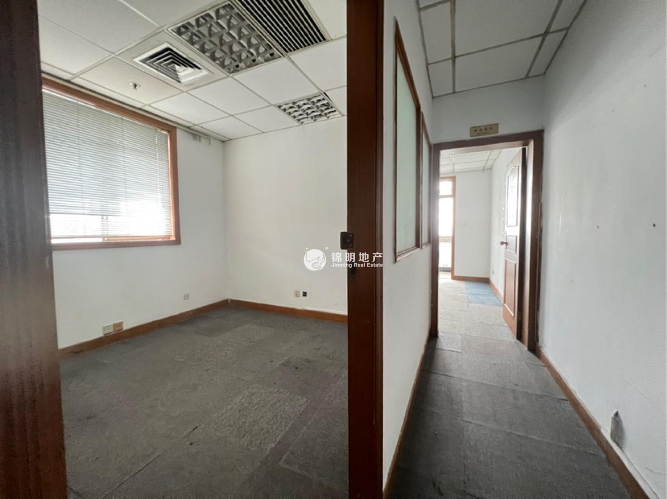 打浦桥裕兴大厦163平米写字楼出租