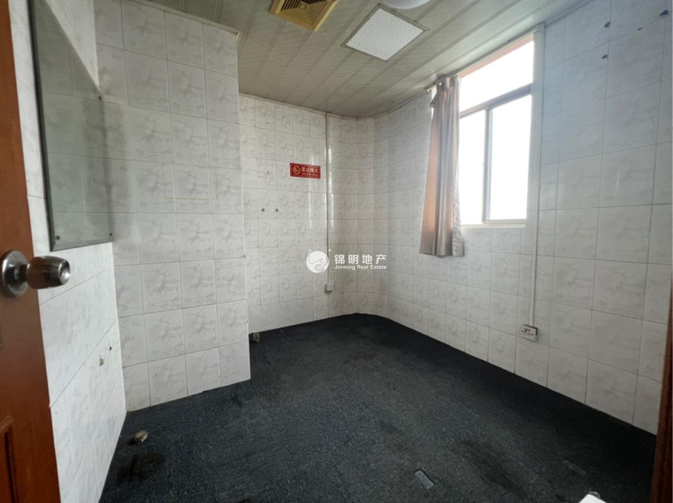 打浦桥裕兴大厦163平米写字楼出租