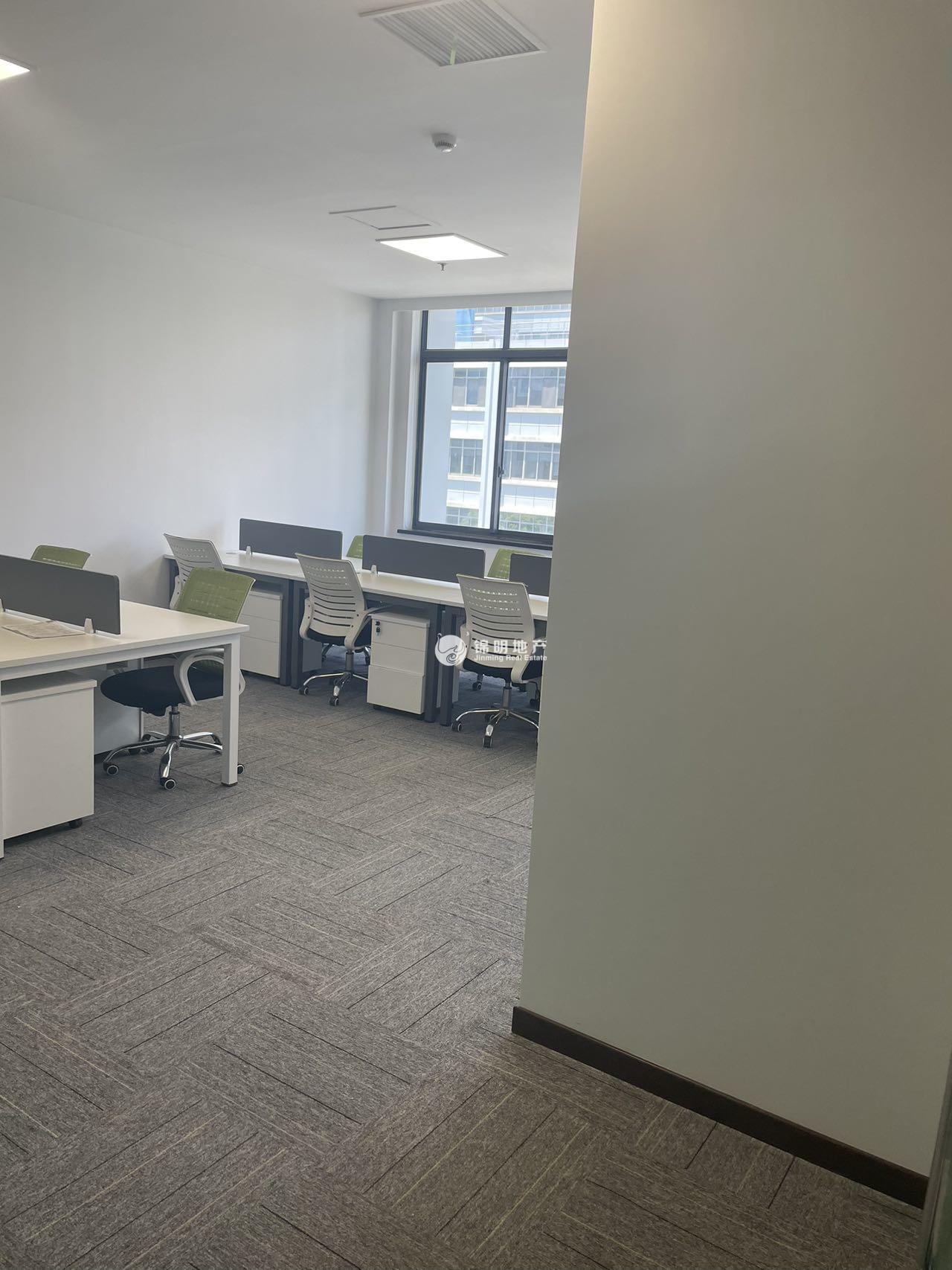 漕河泾漕河泾光启园69平米写字楼出租