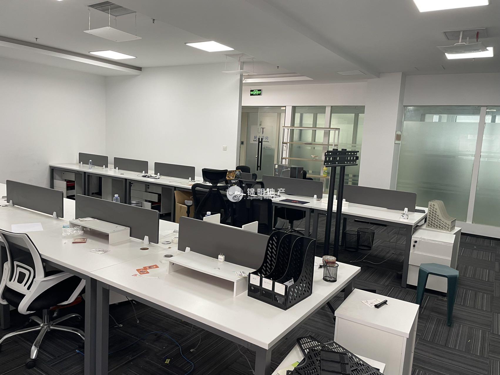 漕河泾漕河泾光启园169平米写字楼出租