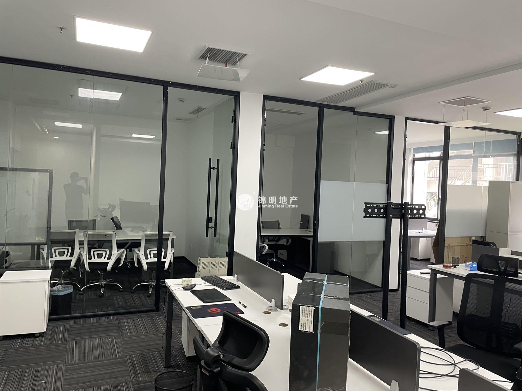 漕河泾漕河泾光启园169平米写字楼出租