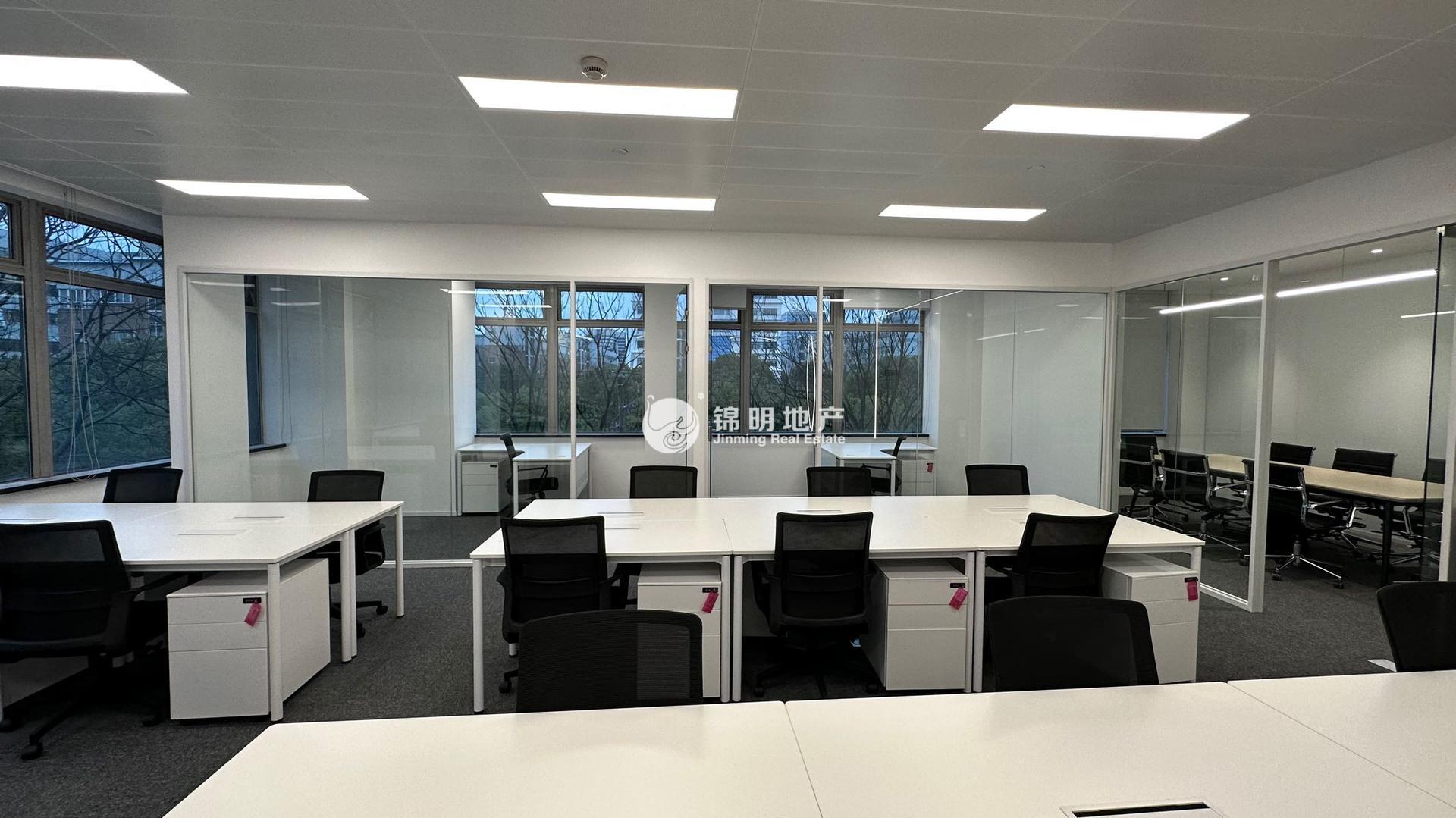 漕河泾漕河泾光启园189平米写字楼出租