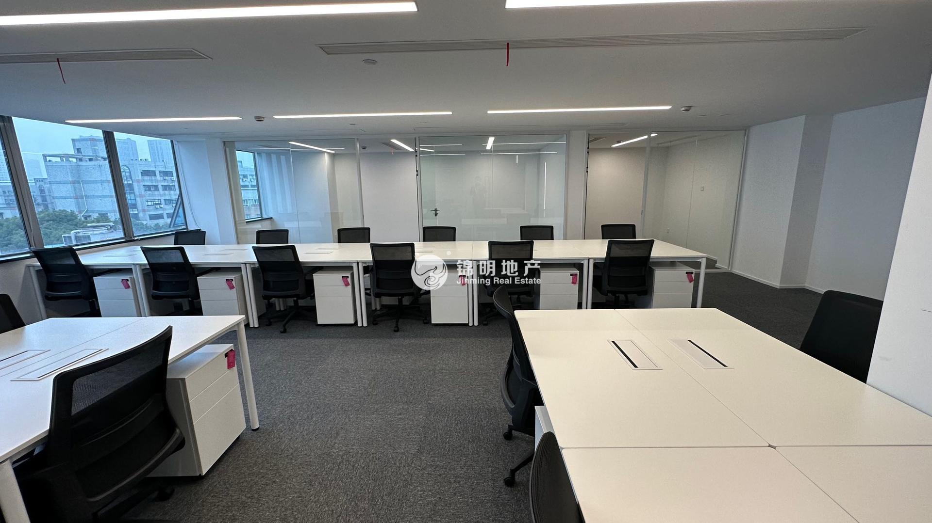 漕河泾漕河泾光启园411平米写字楼出租