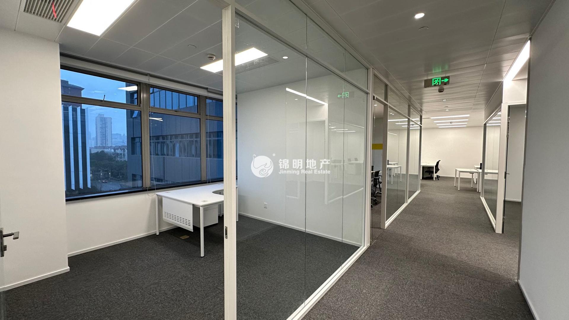 漕河泾漕河泾光启园458平米写字楼出租