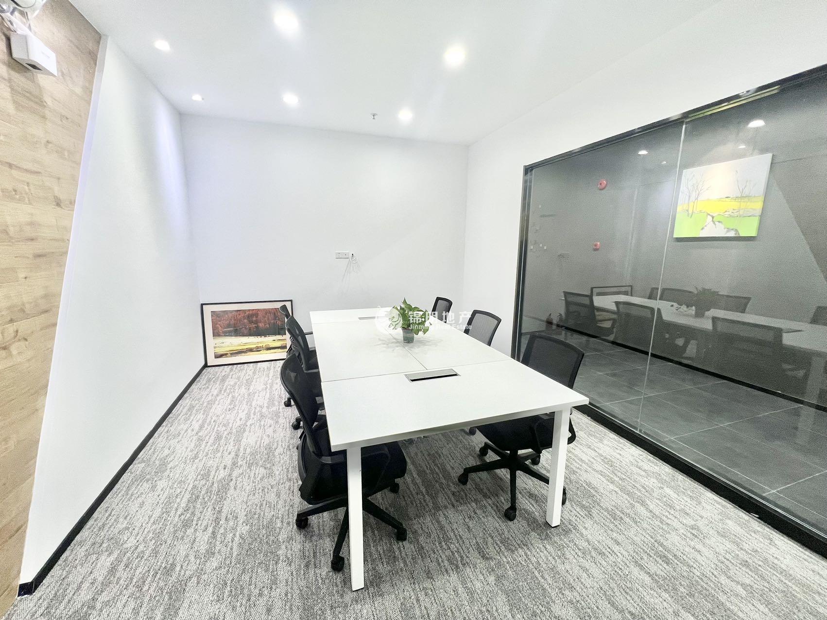 漕河泾漕河泾虹钦园209平米写字楼出租