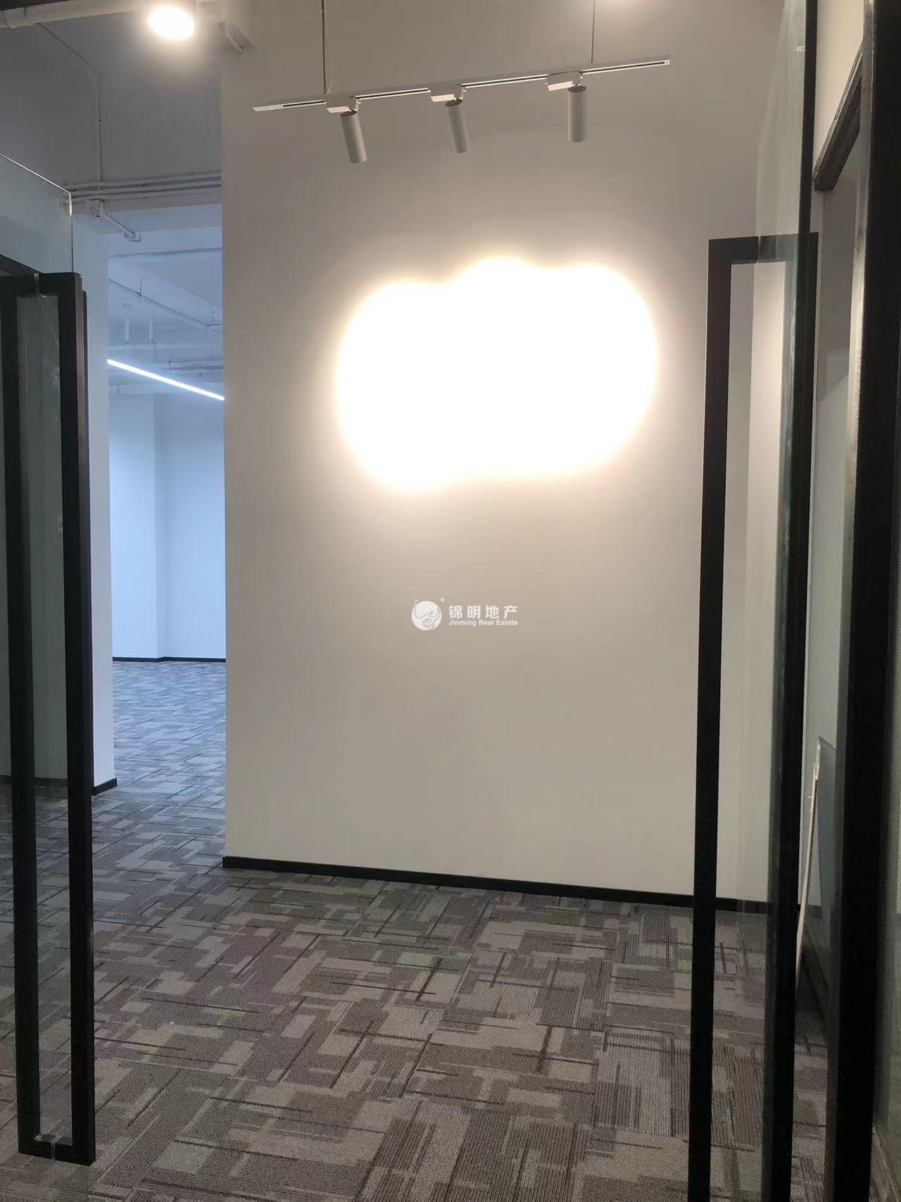 漕河泾漕河泾桂果园312平米写字楼出租