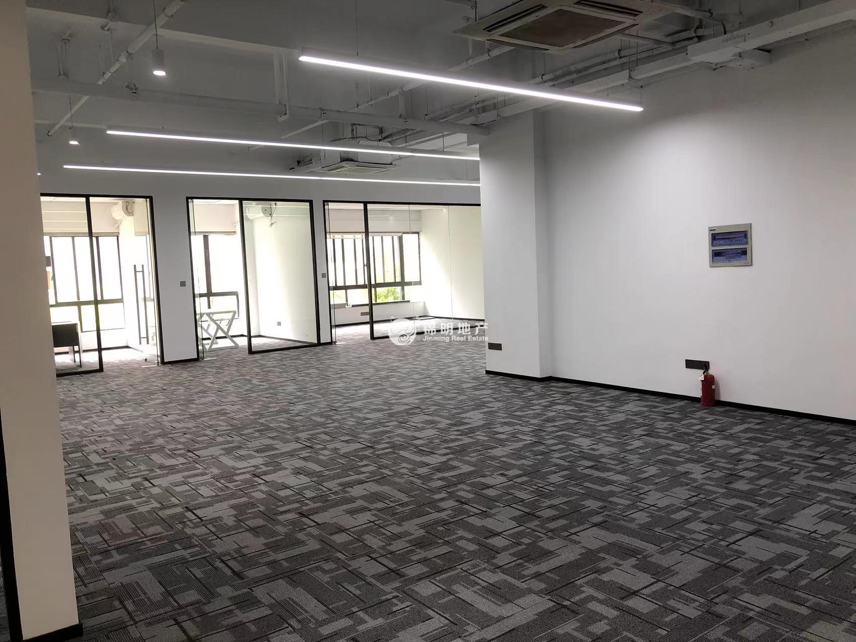 漕河泾漕河泾桂果园312平米写字楼出租