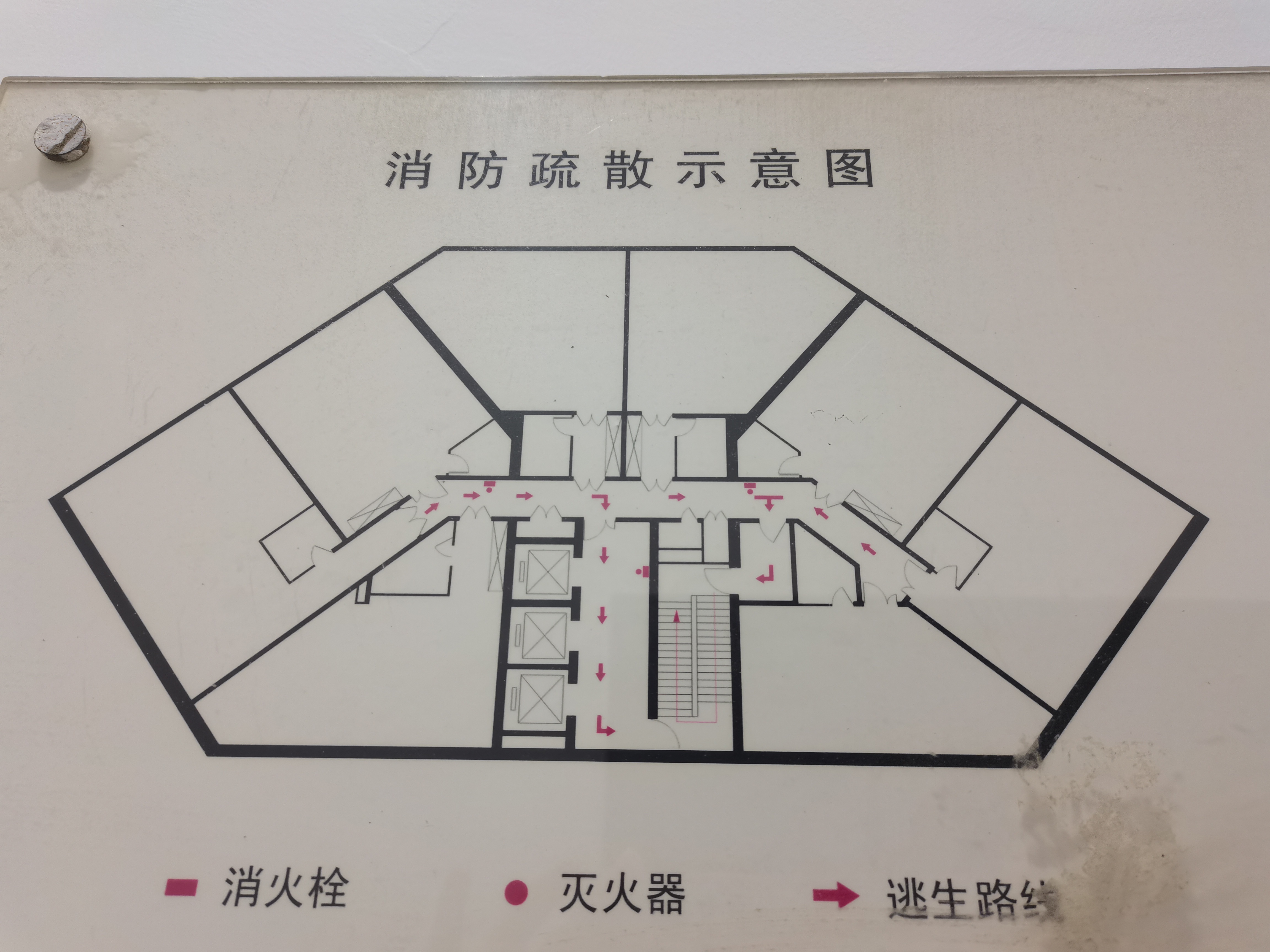 曹杨尚诚国际104平米写字楼出租