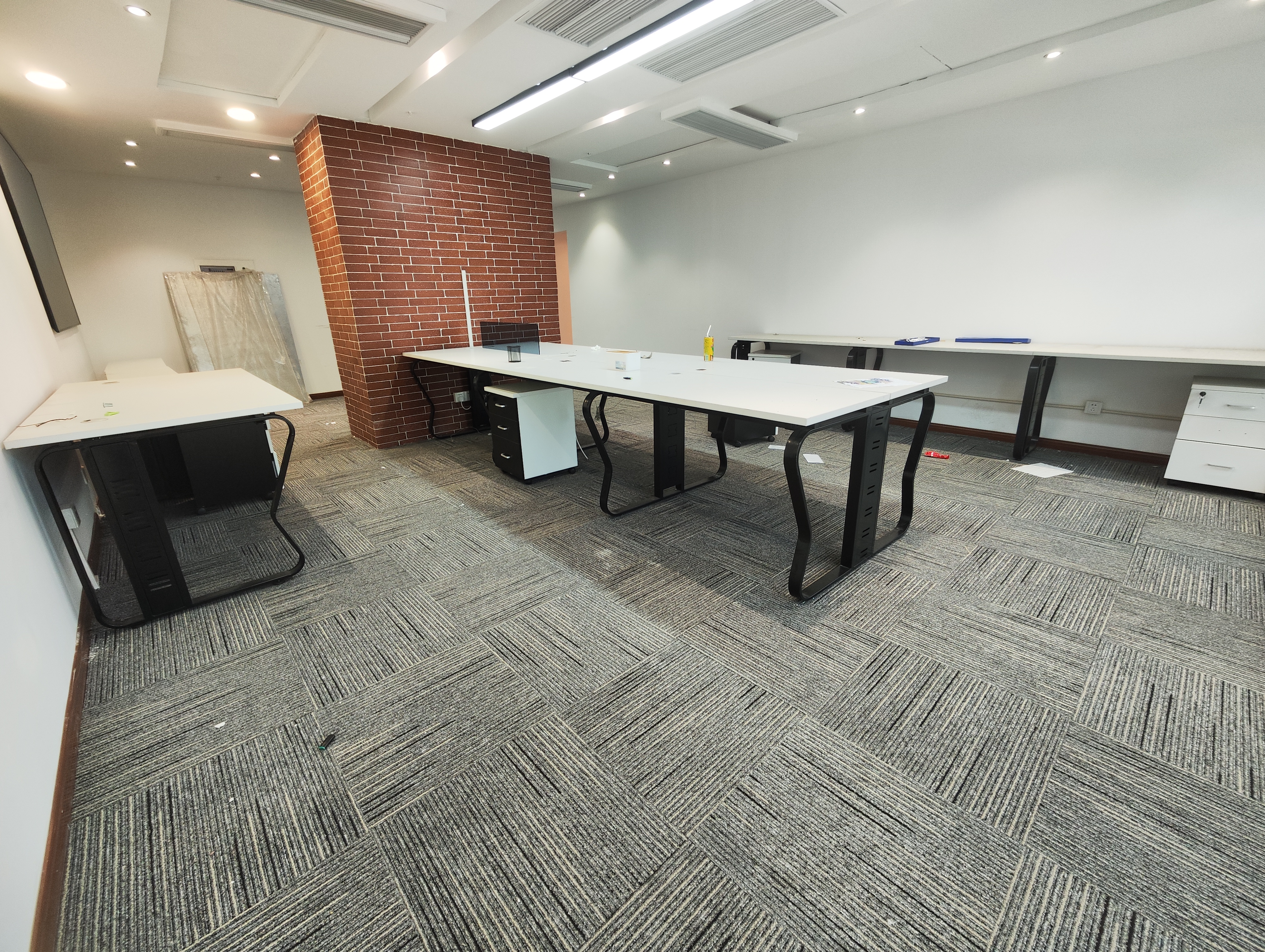 打浦桥瑞金花园商务楼63平米写字楼出租