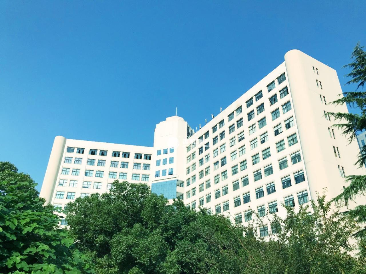 漕河泾新业大楼97平米写字楼出租
