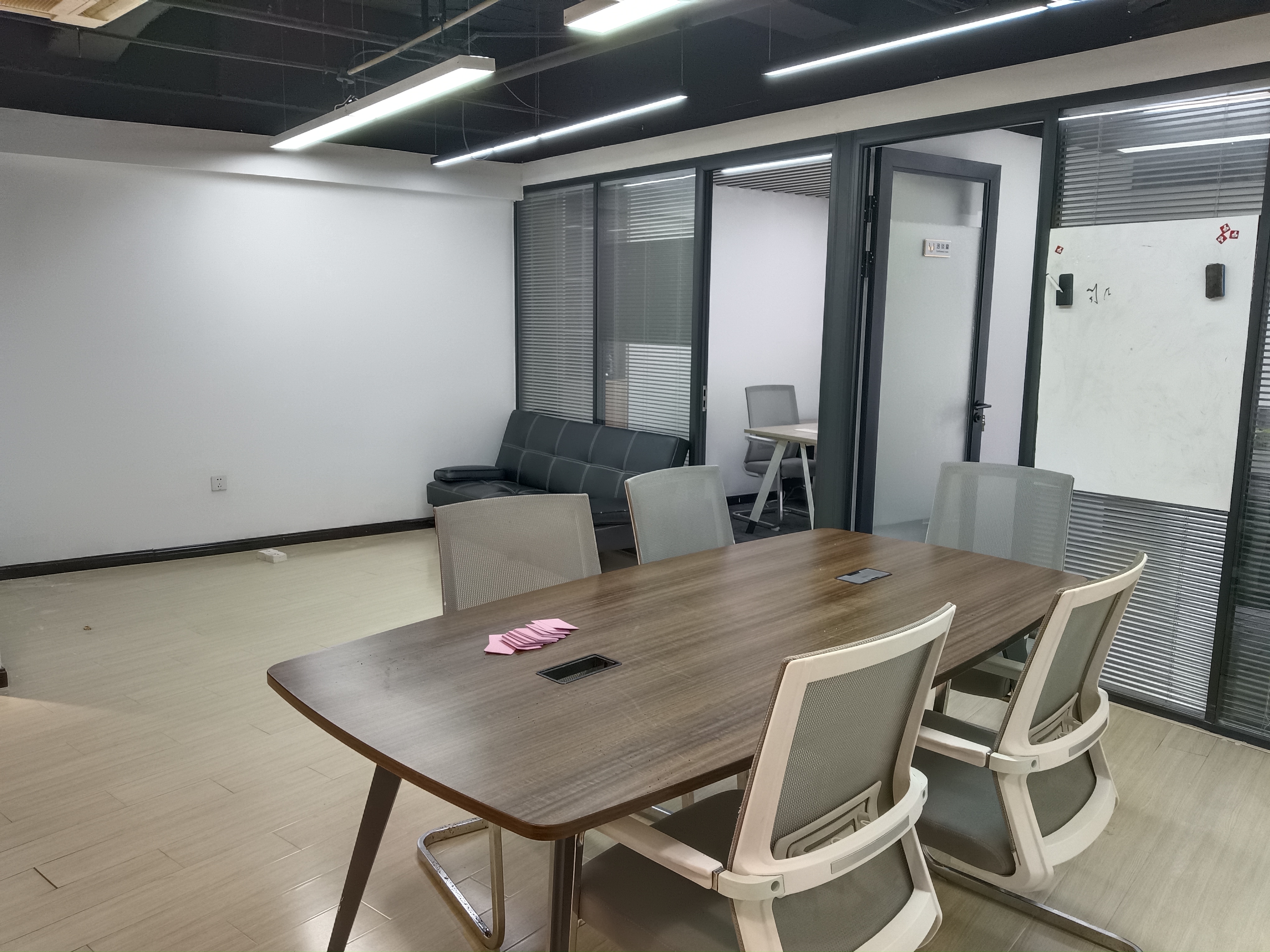 长寿路源达大厦78平米写字楼出租