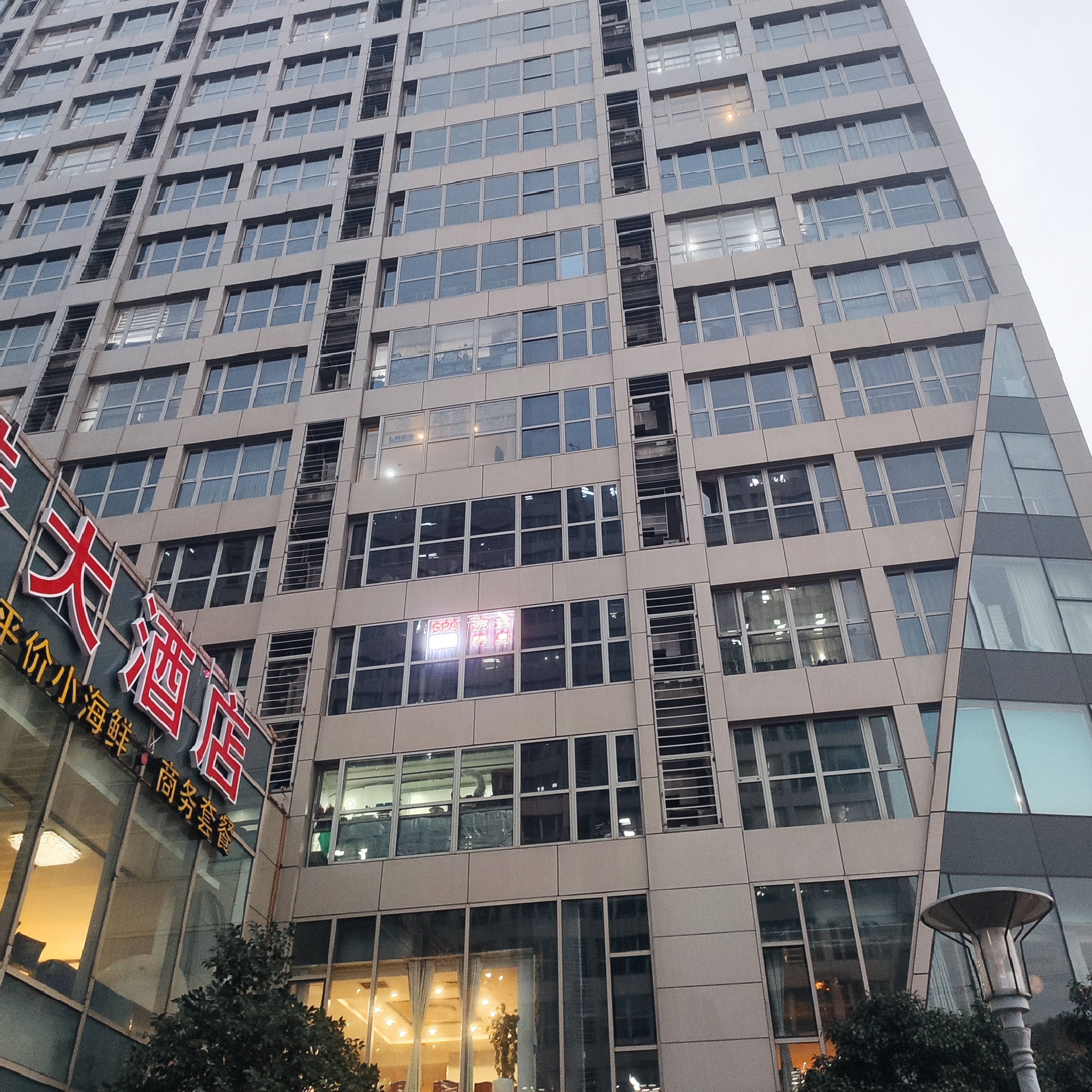 黄兴公园海尚杰座110平米写字楼出租