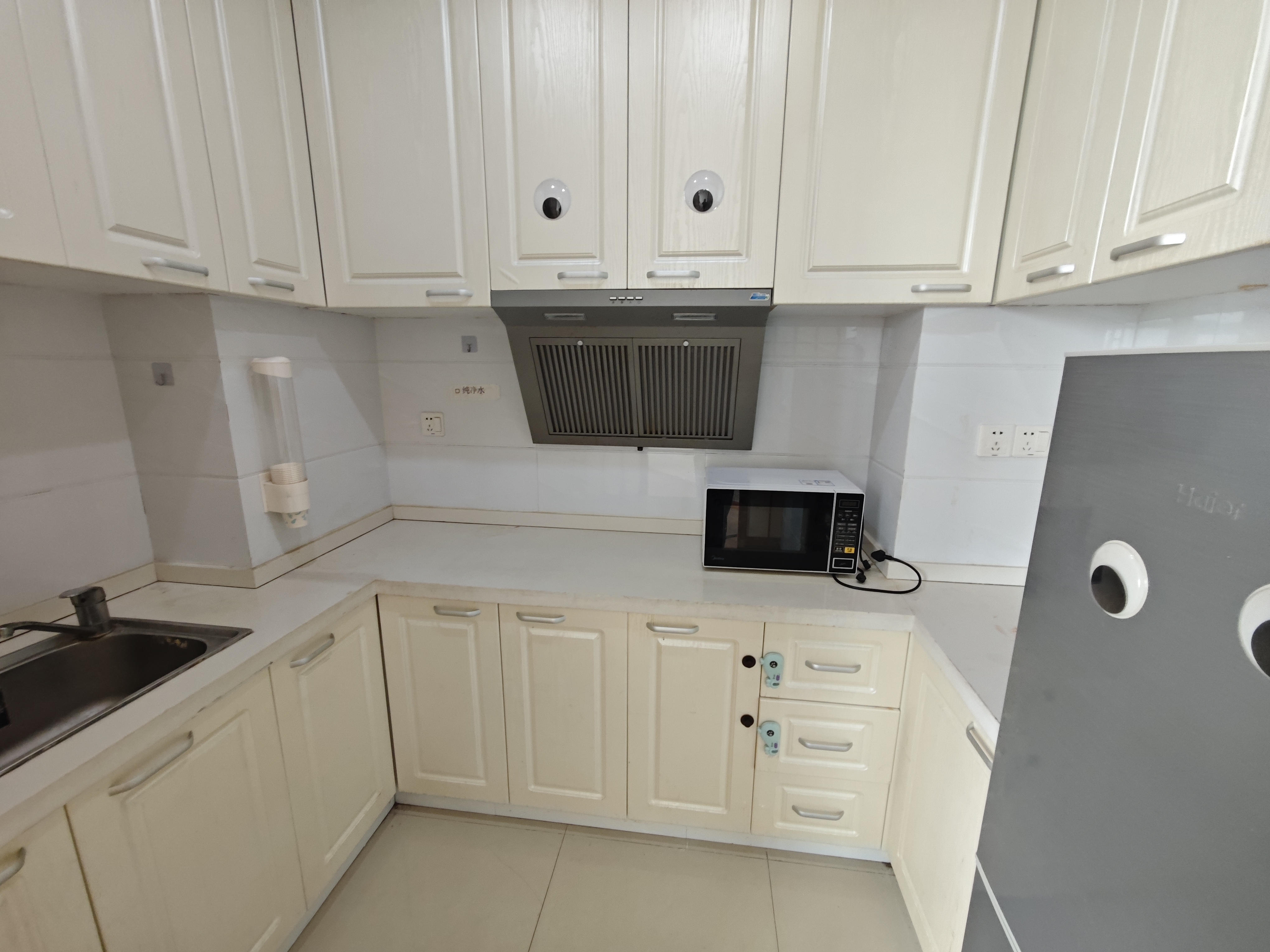 曹杨绿洲广场60平米写字楼出租