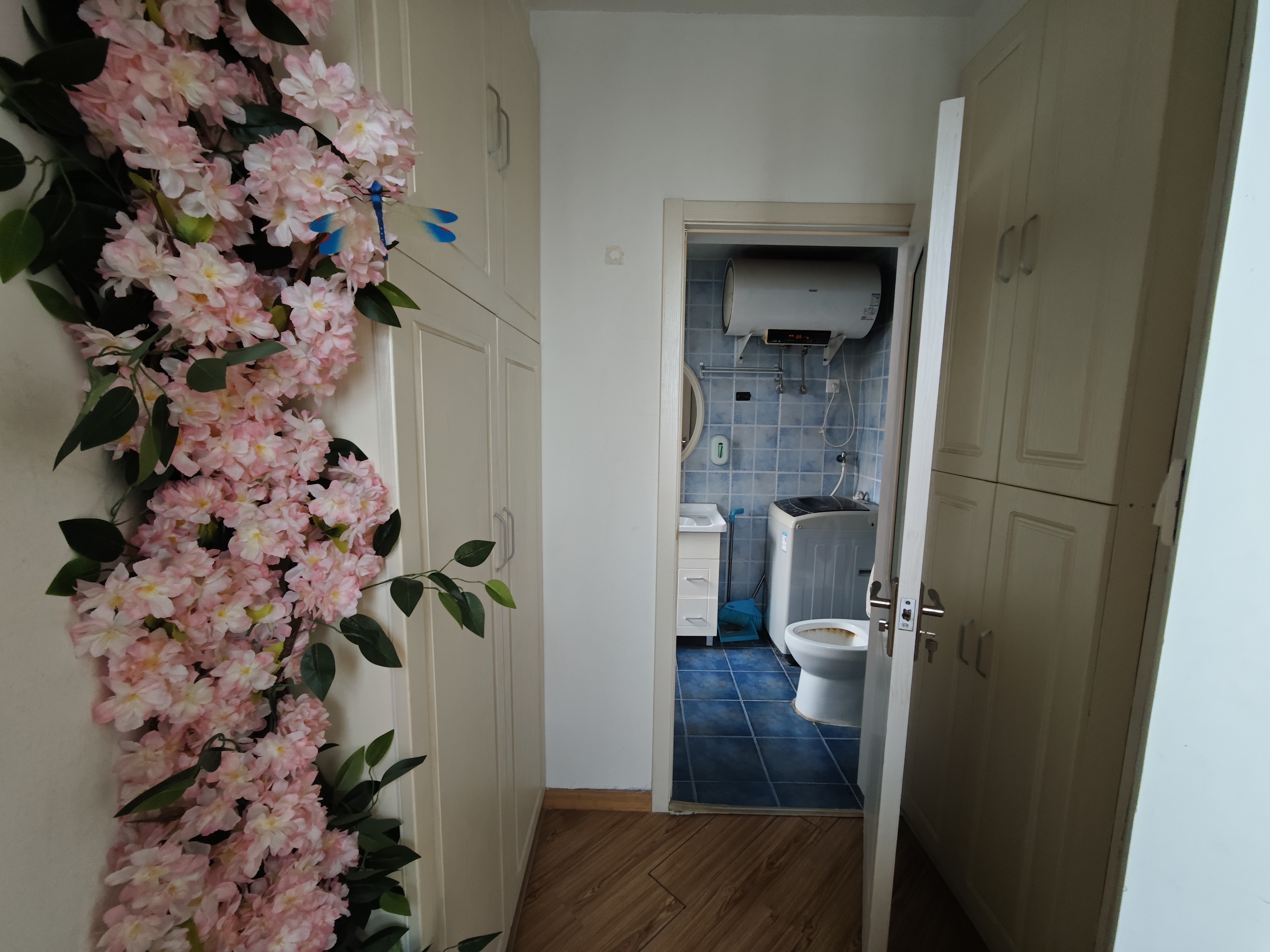 曹杨绿洲广场60平米写字楼出租