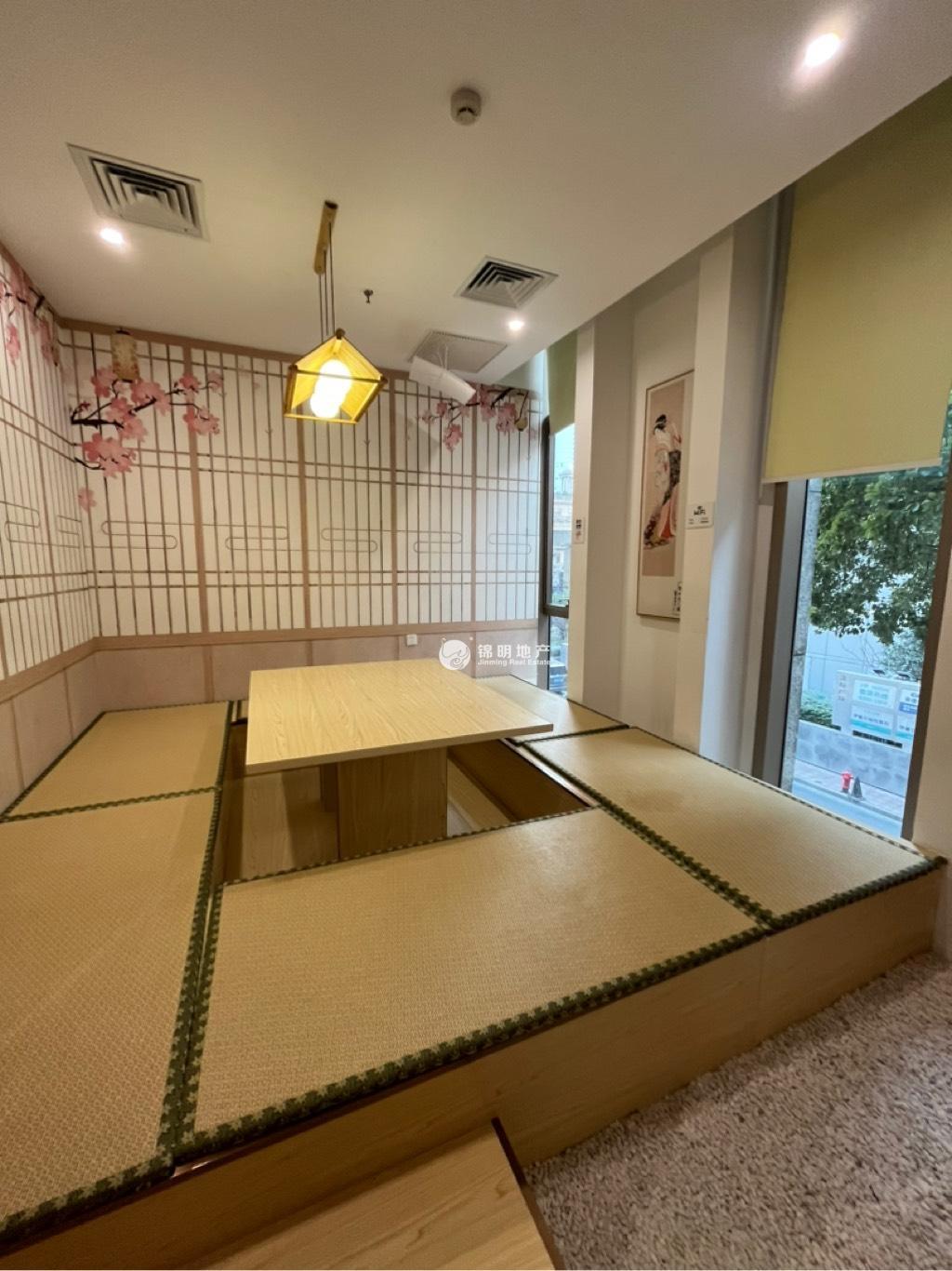 人民广场港泰广场225平米写字楼出租