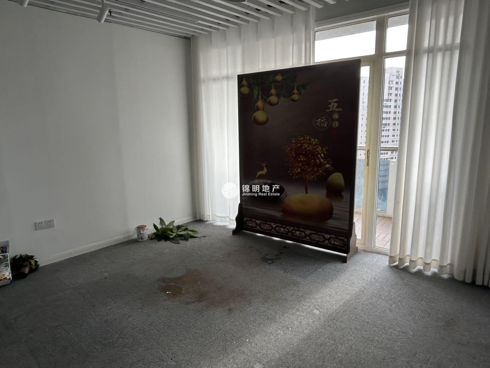 万体馆徐汇晶典大厦160平米写字楼出租