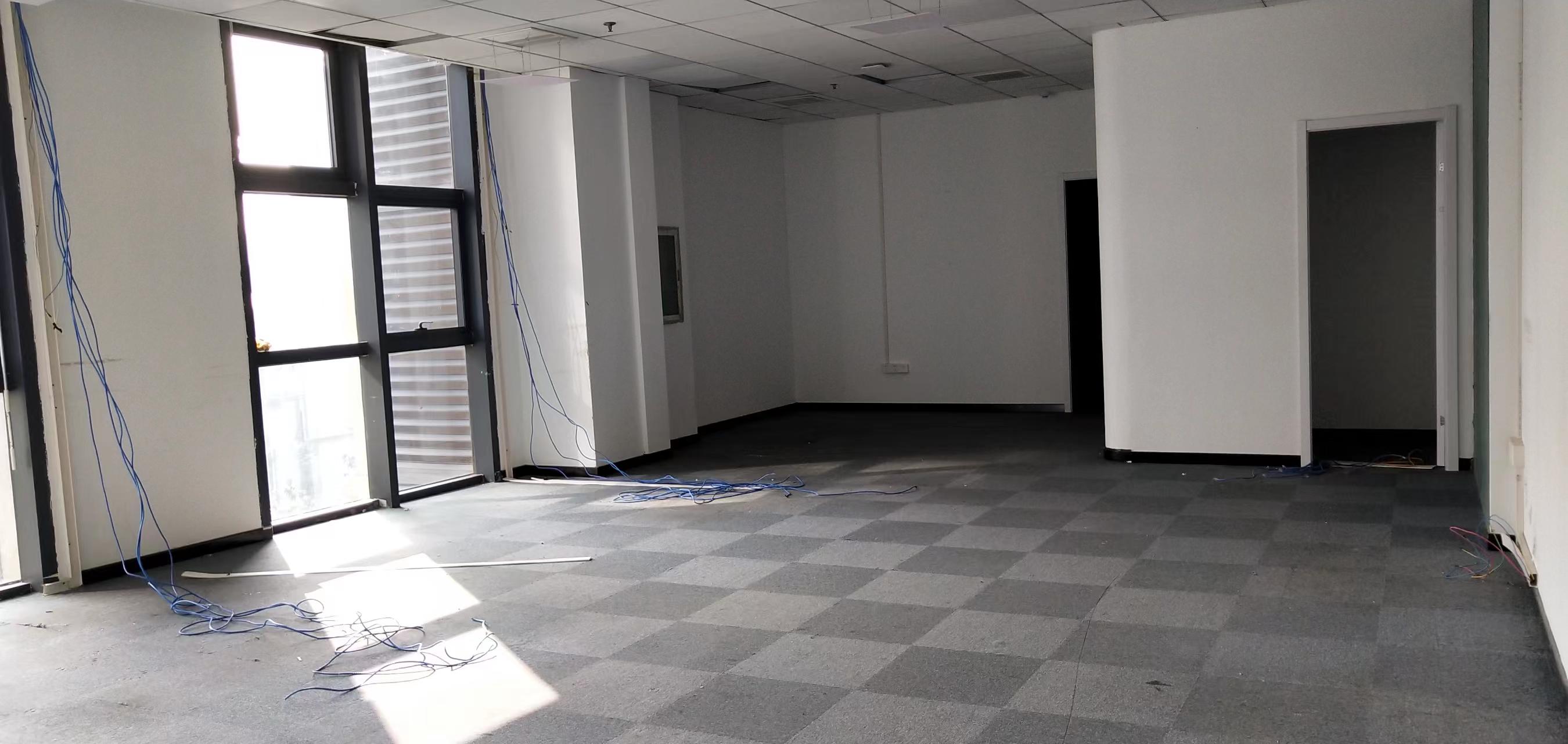 静安新城耀光OFFICE虹桥中心218平米写字楼出租
