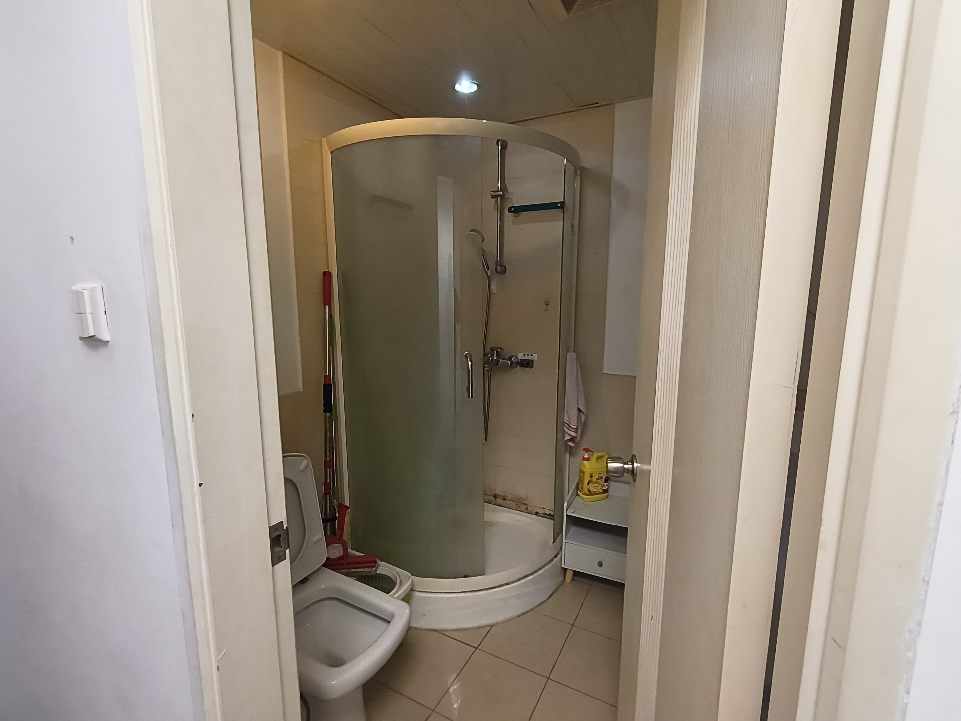 淮海中路淮海中华大厦58平米写字楼出租