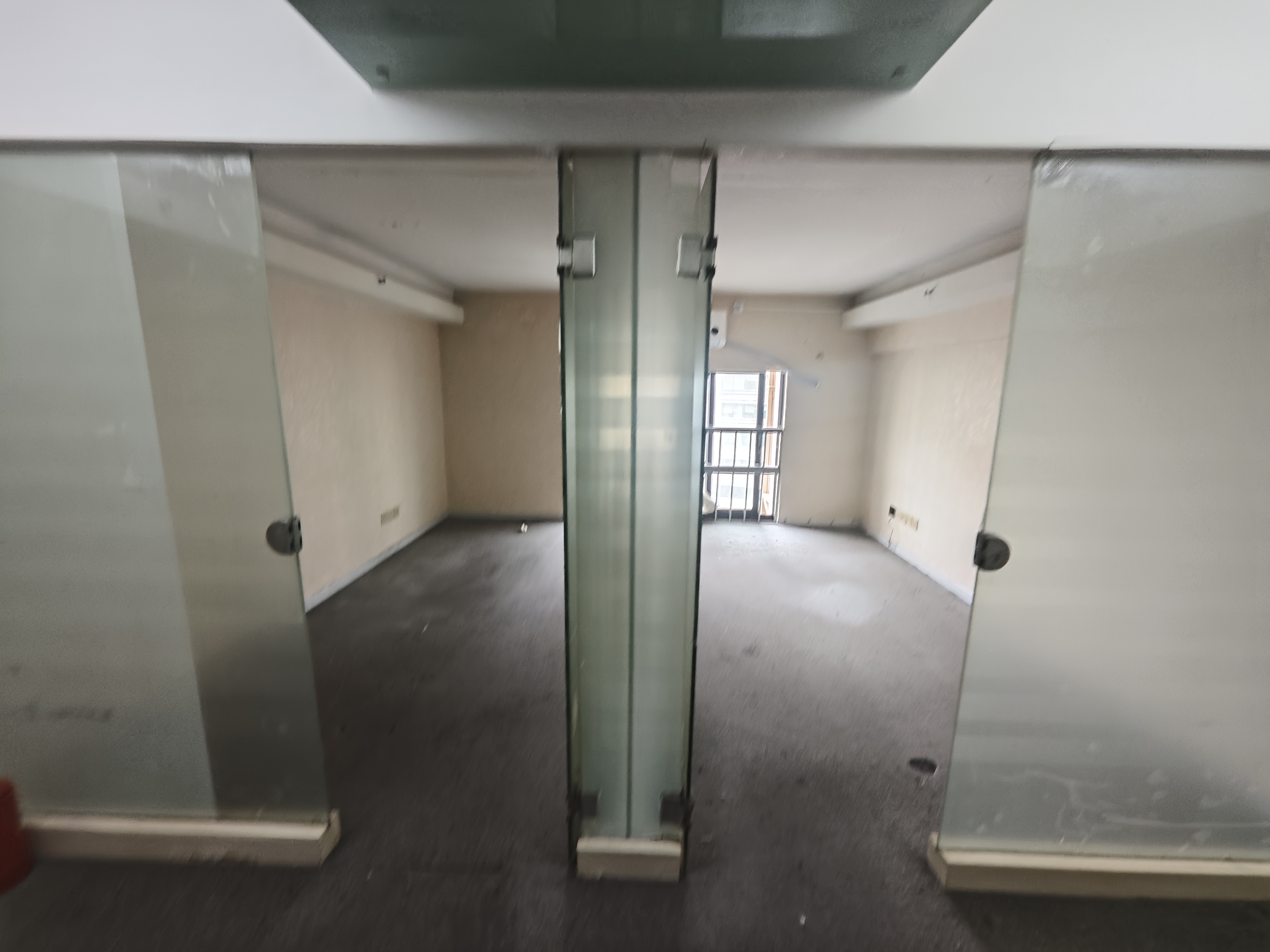 长寿路圣天地商务楼73平米写字楼出租