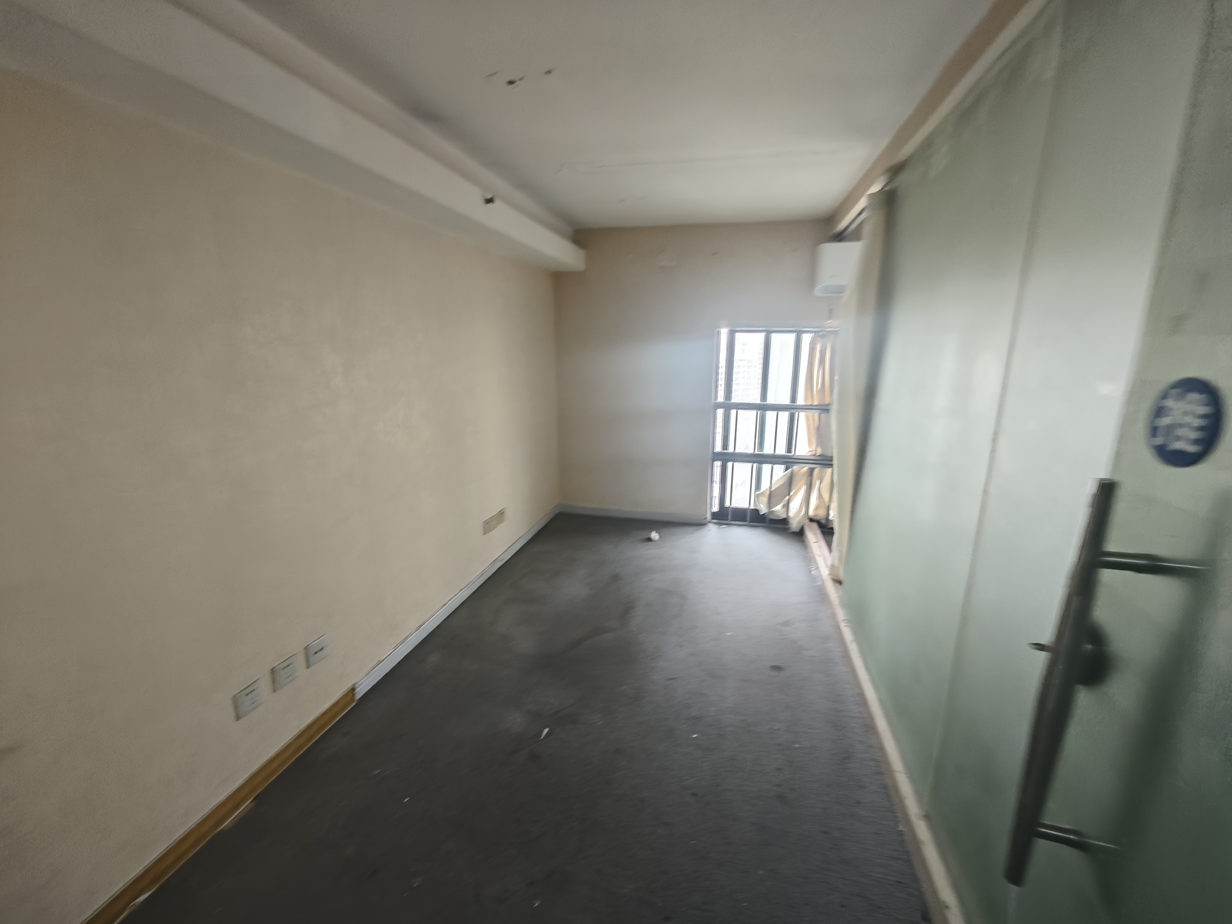 长寿路圣天地商务楼73平米写字楼出租