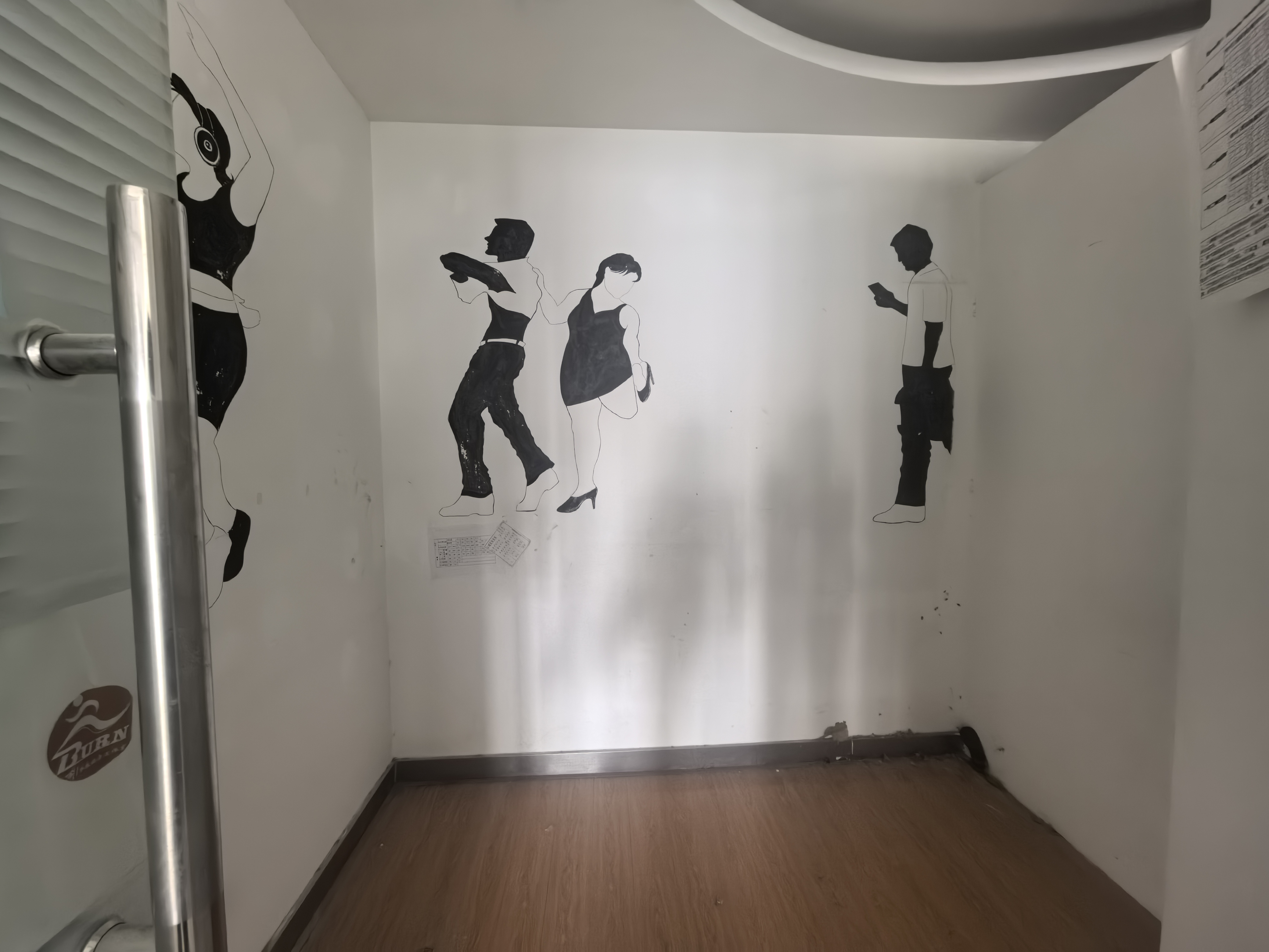 长寿路财富时代大厦166平米写字楼出租